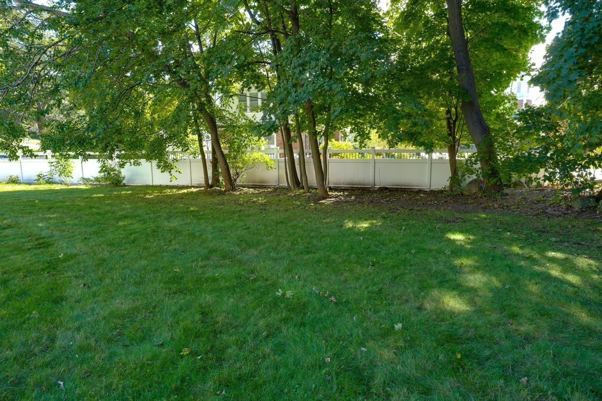 Single Family Residence at 122 Maple Street, Norwood MA 02062, Norwood, photo 9 of 32