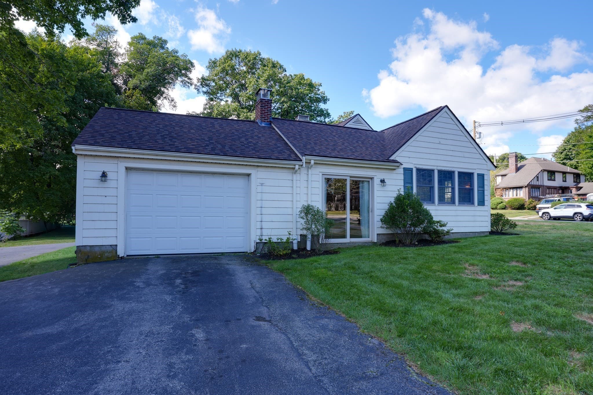 Single Family Residence at 122 Maple Street, Norwood MA 02062, Norwood, photo 4 of 32