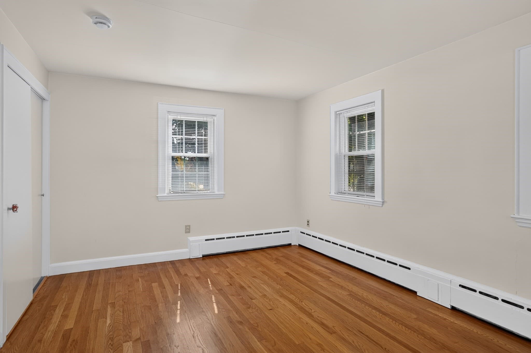 Single Family Residence at 122 Maple Street, Norwood MA 02062, Norwood, photo 25 of 32