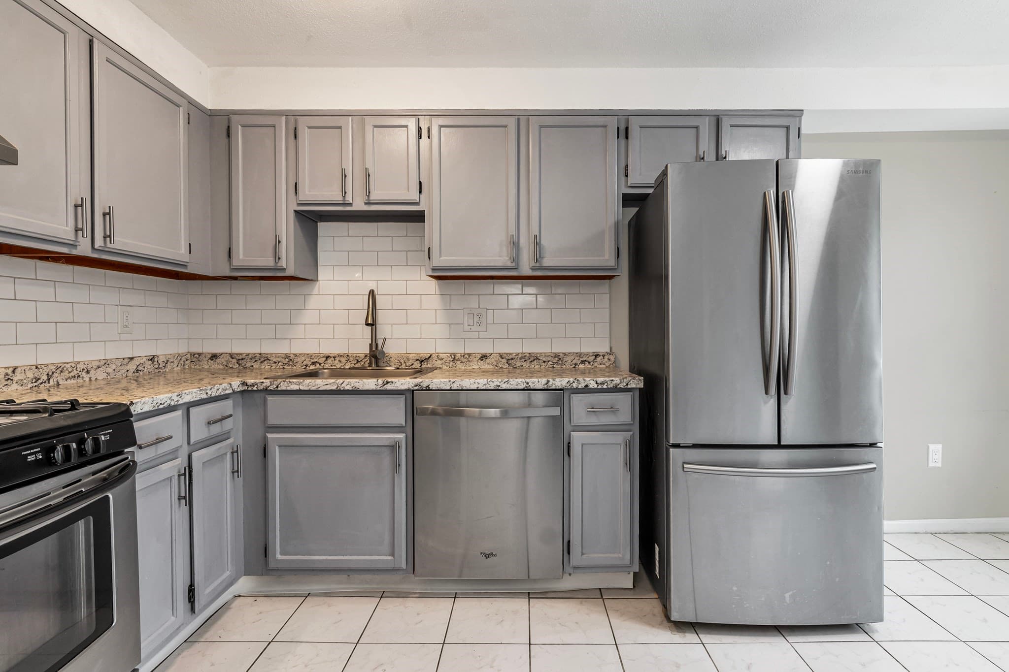 Condominium at 312 Water St # 9, Lawrence MA 01841, Lawrence, photo 9 of 32