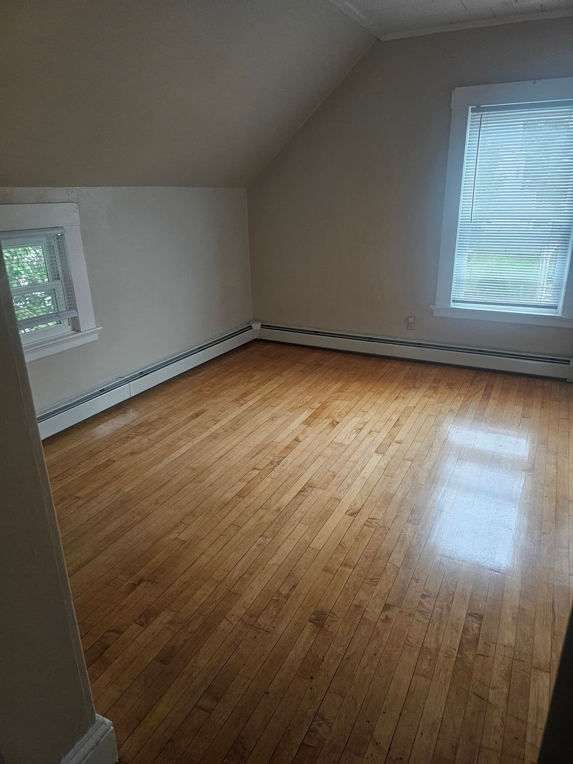 Single Family Residence at 130 Winter Street, Fall River MA 02720, Fall River, photo 24 of 35