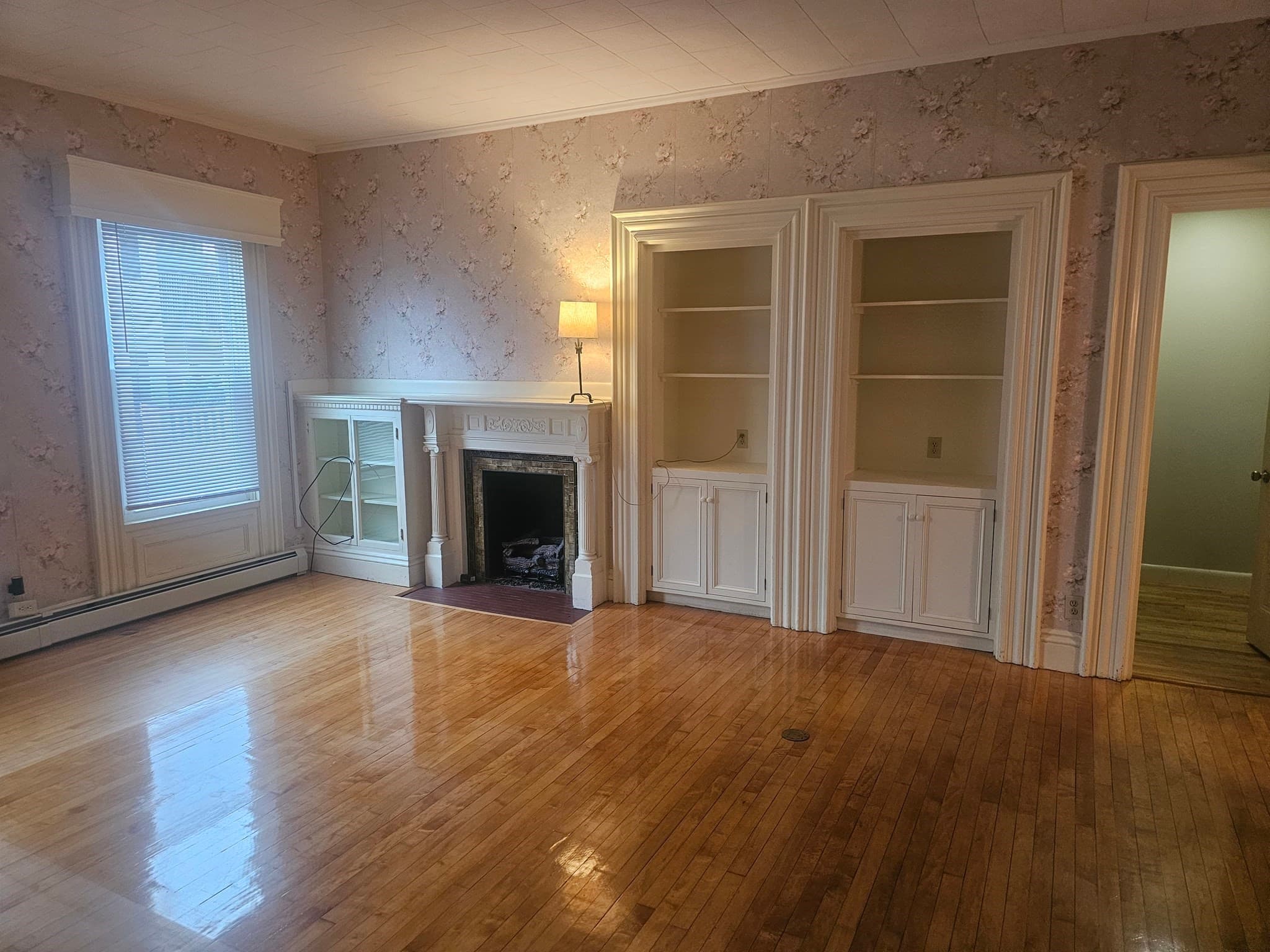 Single Family Residence at 130 Winter Street, Fall River MA 02720, Fall River, photo 18 of 35