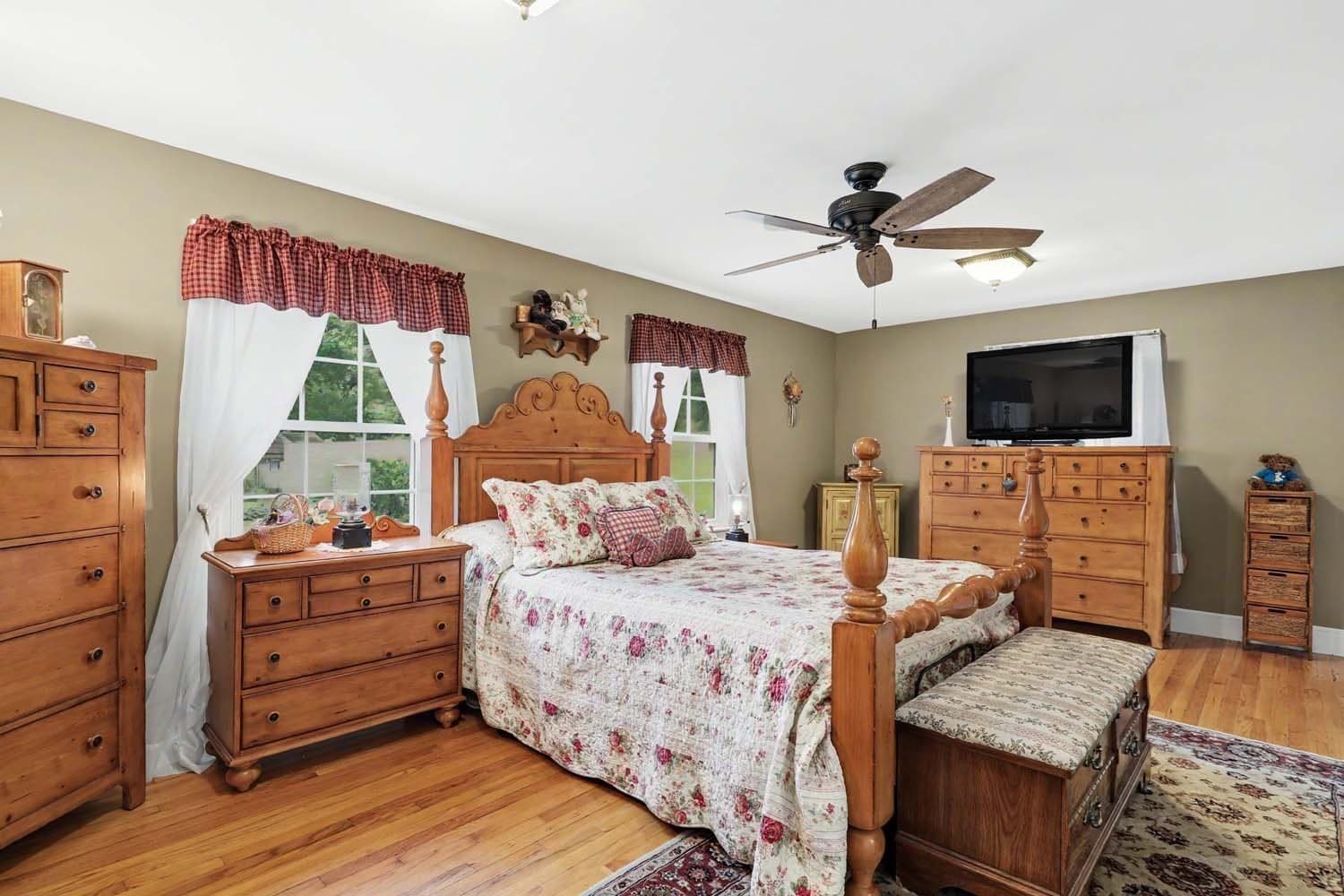 Single Family Residence at 25 Tingley, Cumberland RI 02864, Cumberland, photo 22 of 39