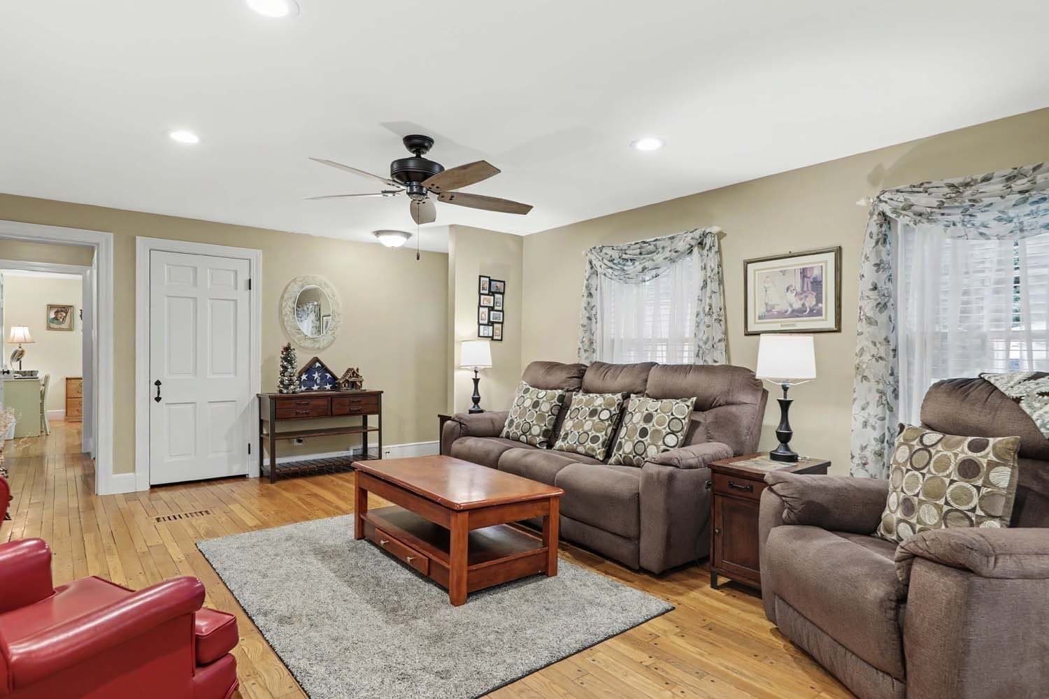 Single Family Residence at 25 Tingley, Cumberland RI 02864, photo 7 of 39