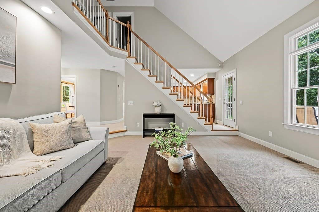 Single Family Residence at 91 Hartness Road, Sutton MA 01590, Sutton, photo 9 of 42