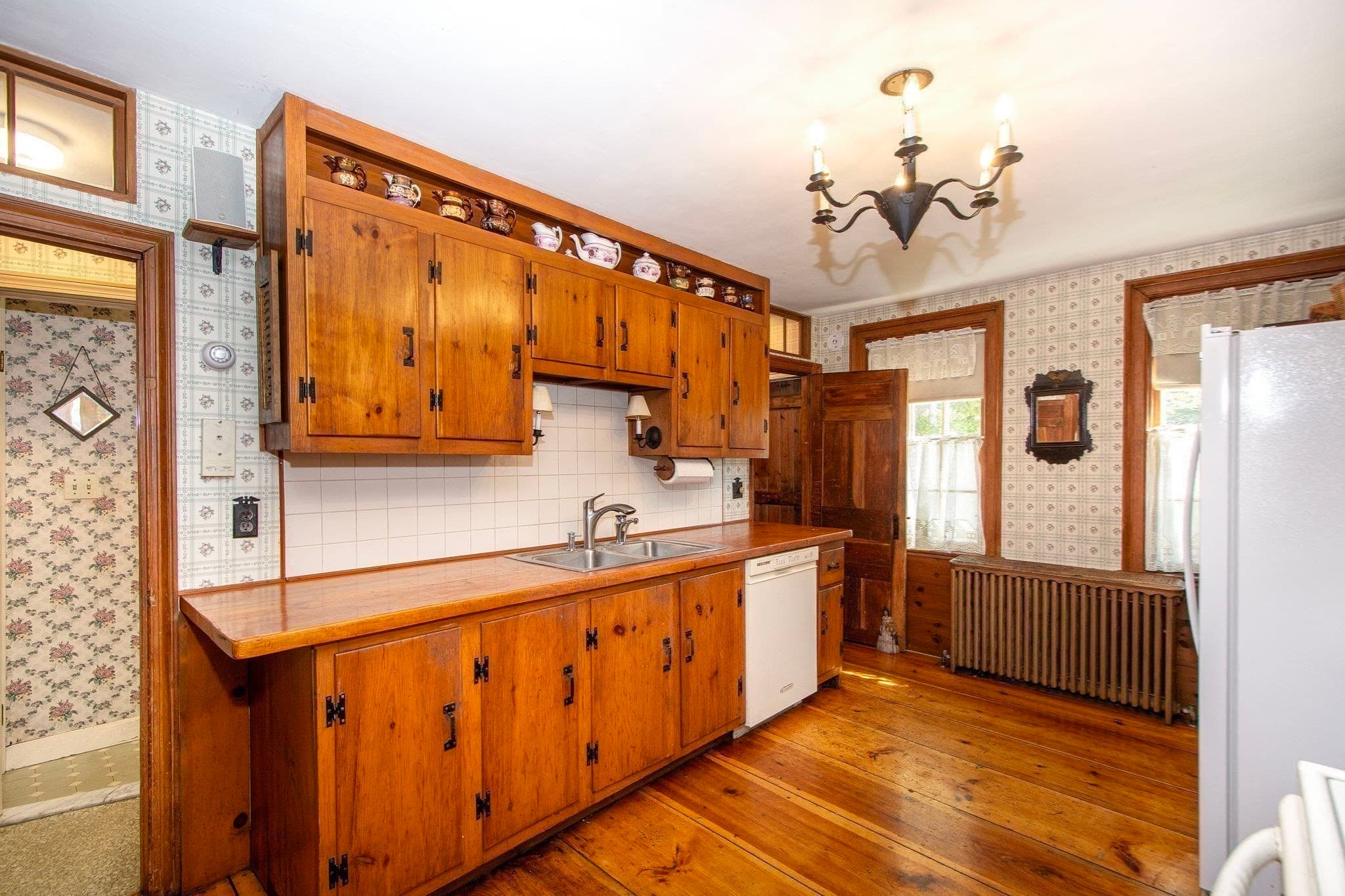 Single Family Residence at 612 First Parish Road, Scituate MA 02066, Scituate, photo 11 of 41