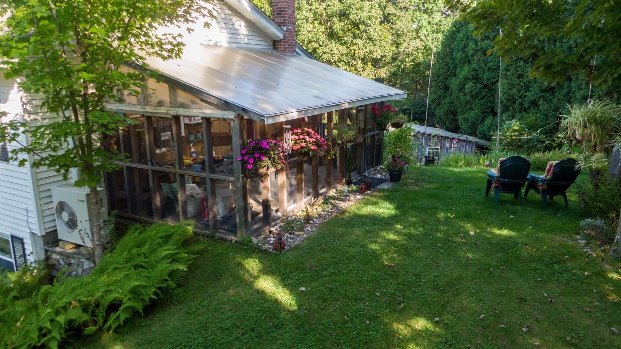 Single Family Residence at 1 Corttiss Rd, Thompson CT 06255, photo 6 of 18