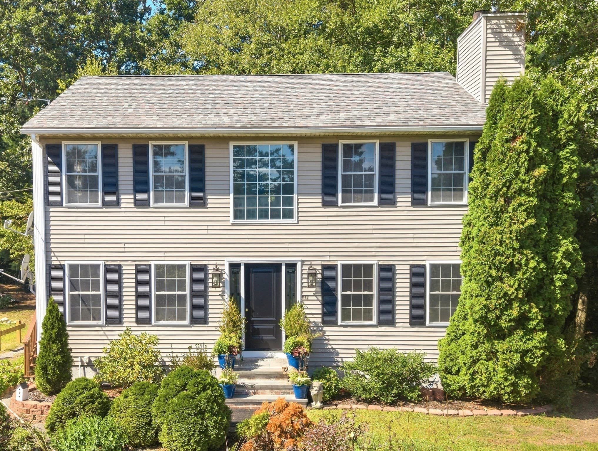 777 New Plainville Rd, New Bedford MA 02745
