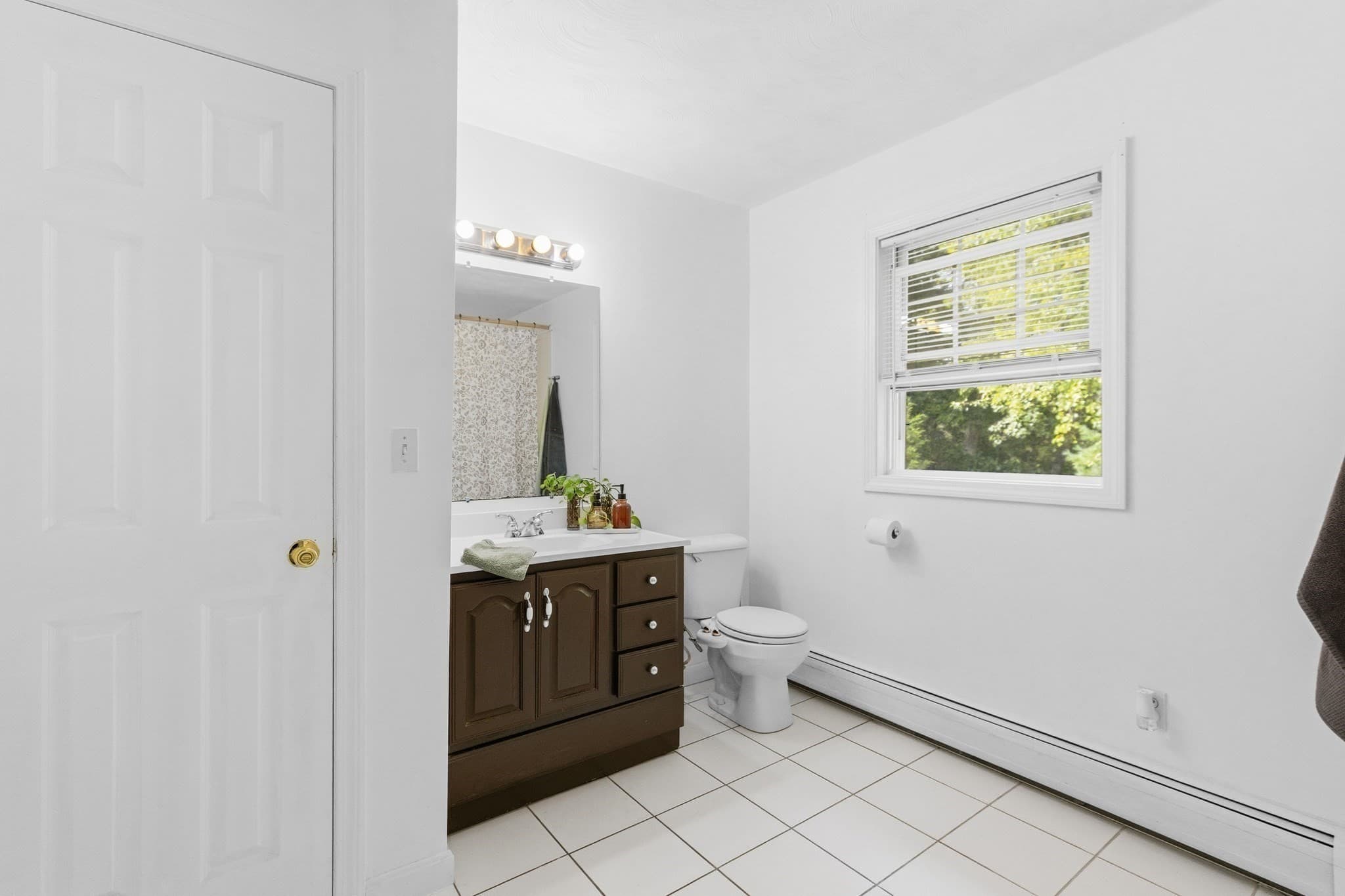 Single Family Residence at 777 New Plainville Rd, New Bedford MA 02745, New Bedford, photo 21 of 38