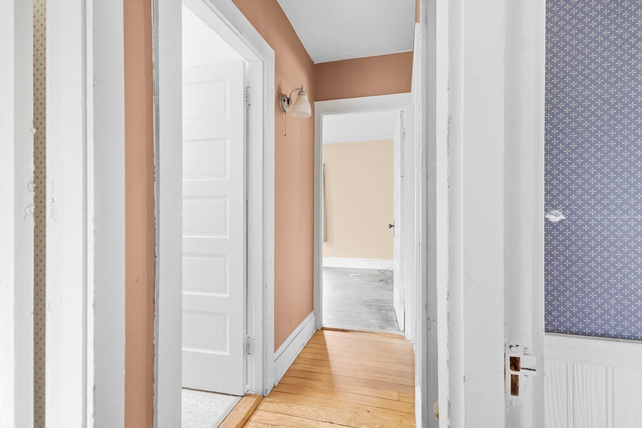 Single Family Residence at 70 Rounds St, New Bedford MA 02740, New Bedford, photo 27 of 36