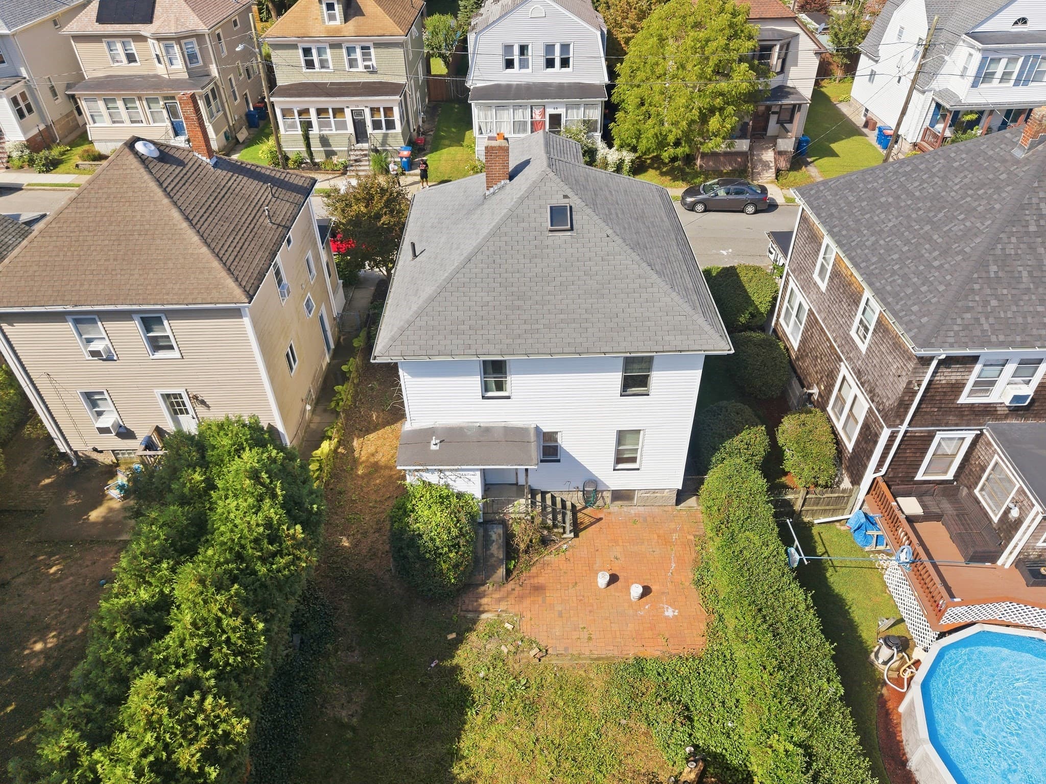 Single Family Residence at 70 Rounds St, New Bedford MA 02740, New Bedford, photo 32 of 36