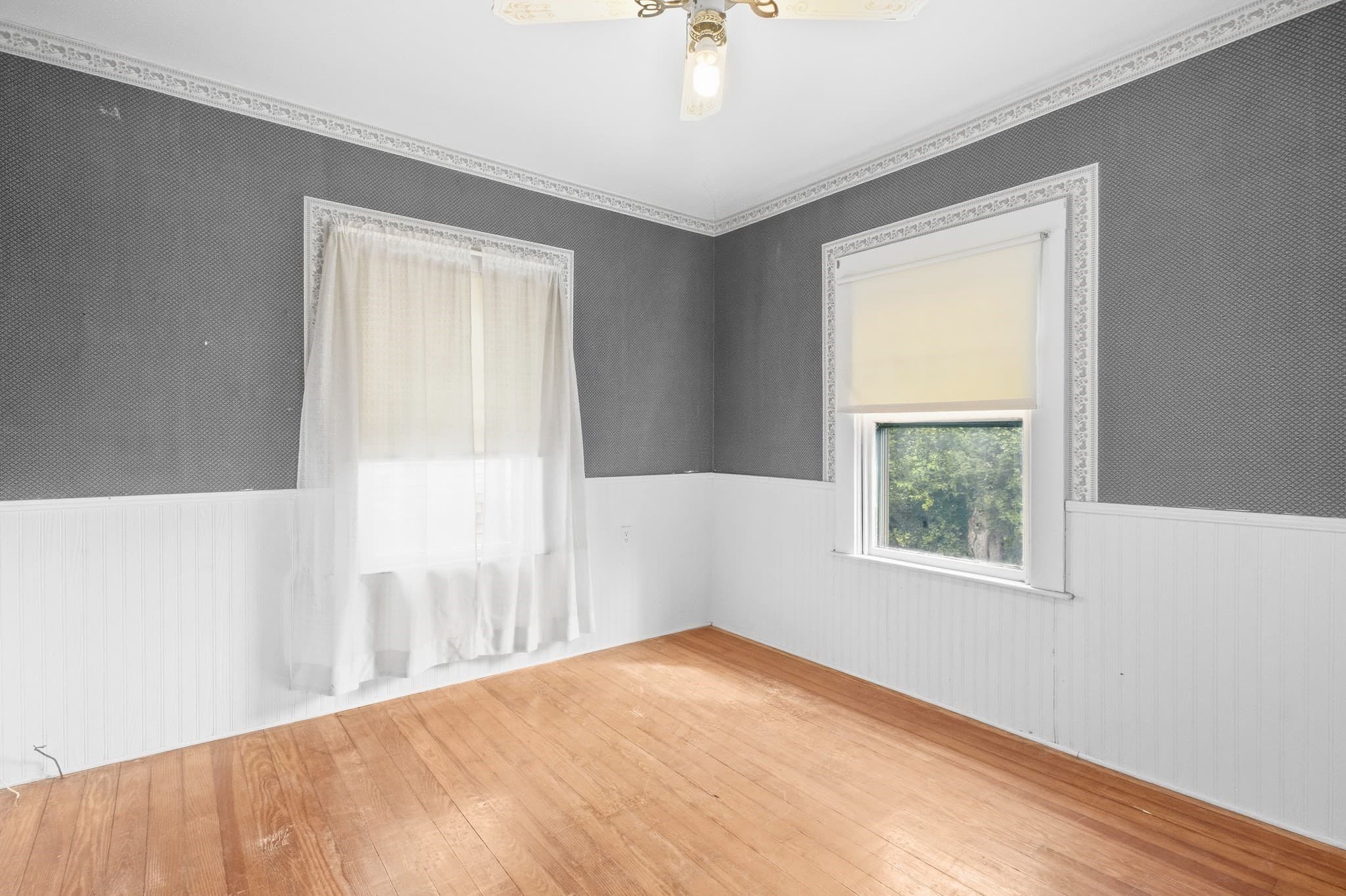Single Family Residence at 70 Rounds St, New Bedford MA 02740, New Bedford, photo 20 of 36