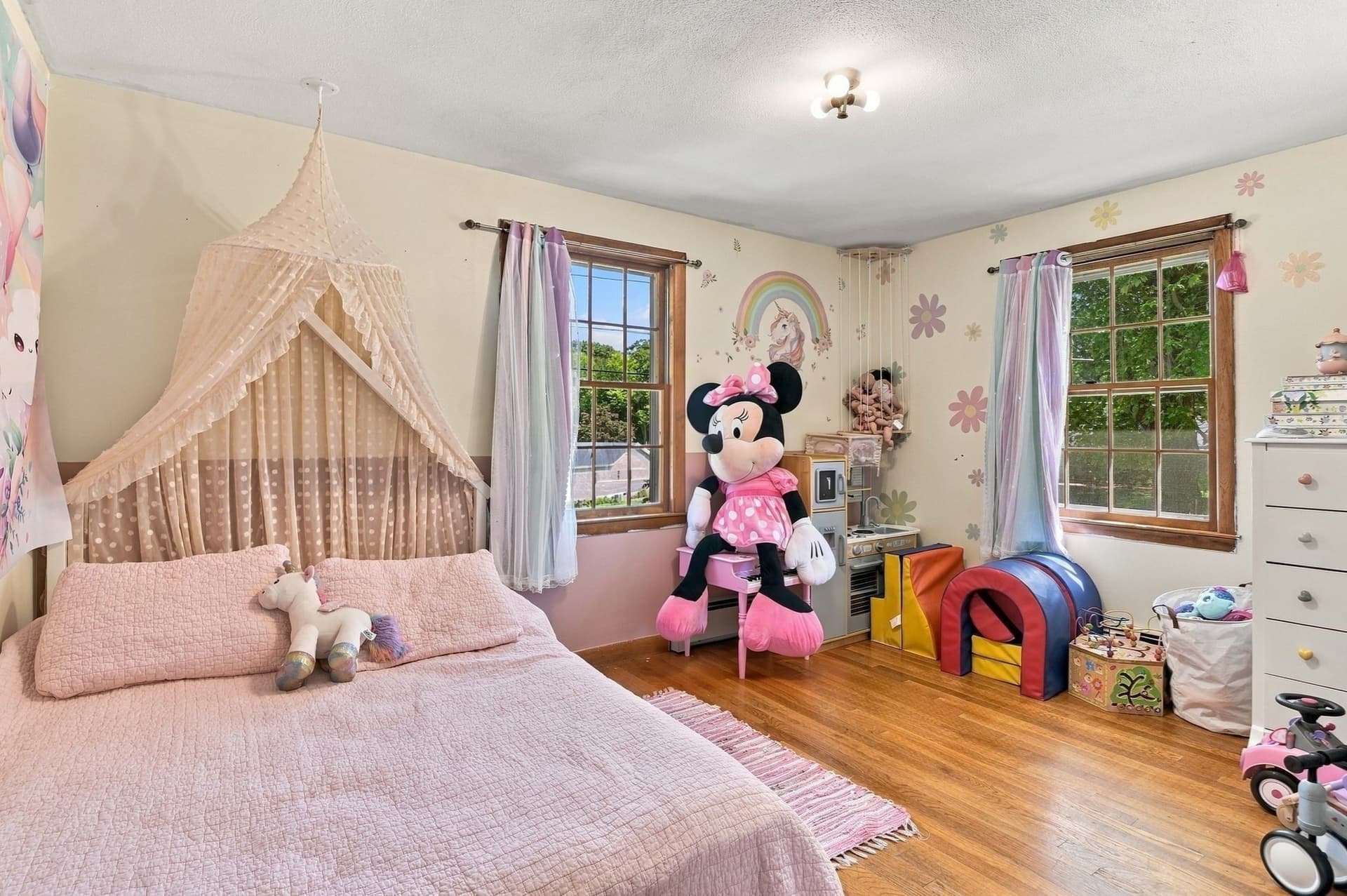 Single Family Residence at 33 Braney Road, Millbury MA 01527, photo 13 of 28