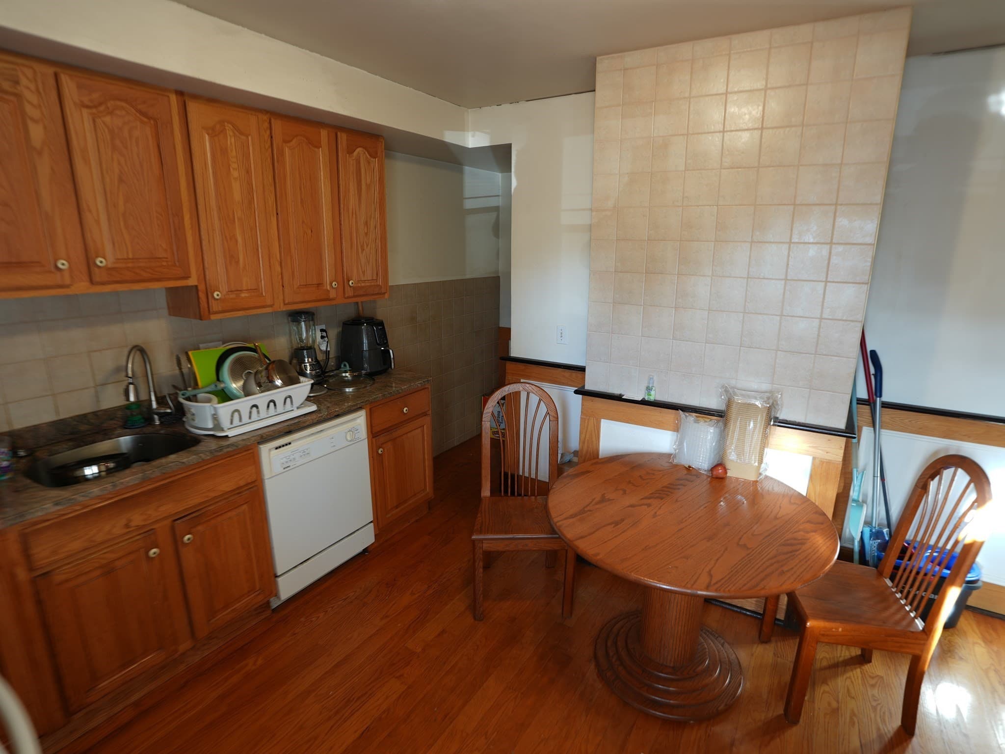 Multi Family at 180 Winthrop St, Winthrop MA 02152, Winthrop, photo 6 of 40