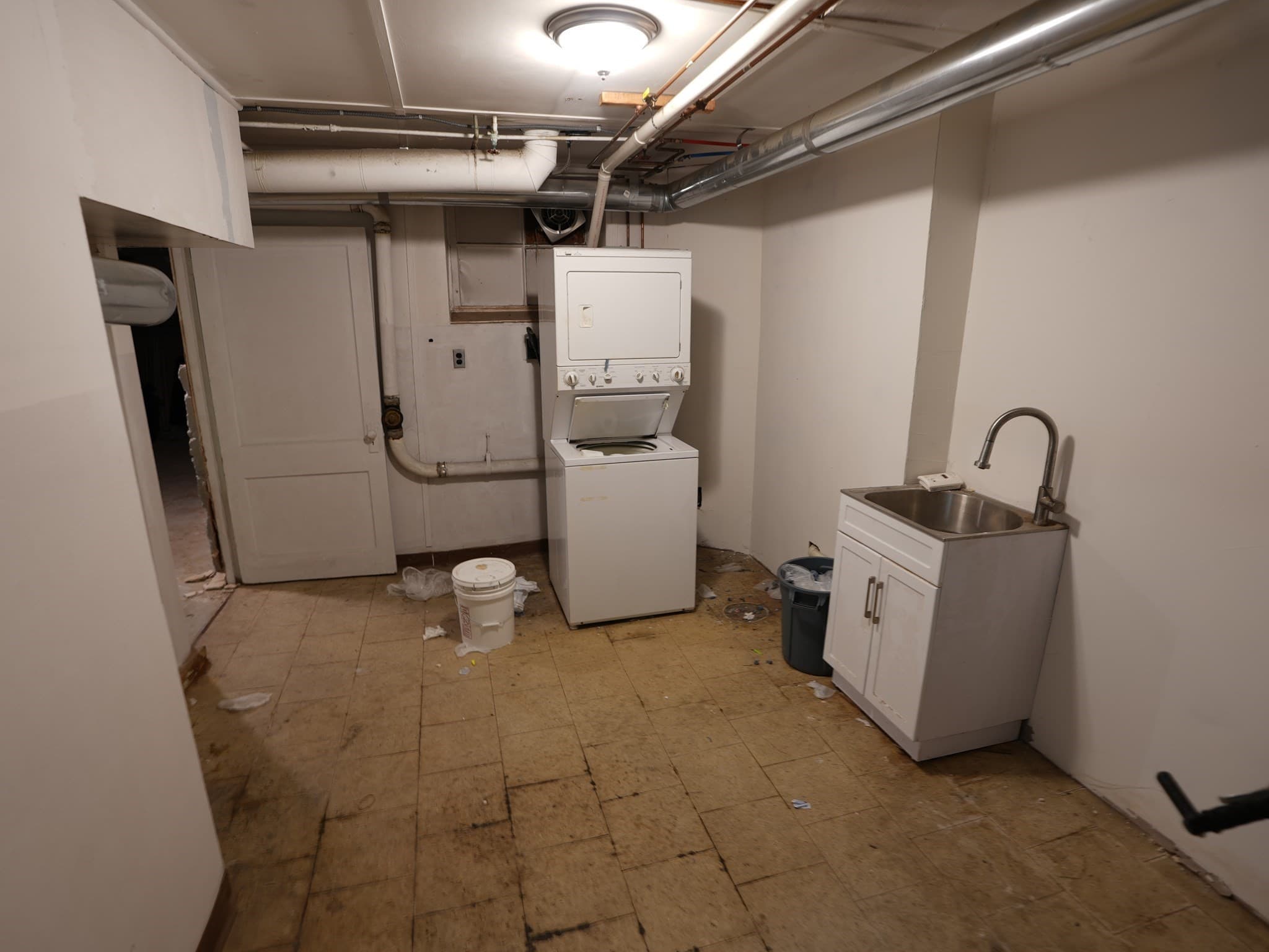 Multi Family at 180 Winthrop St, Winthrop MA 02152, Winthrop, photo 35 of 40