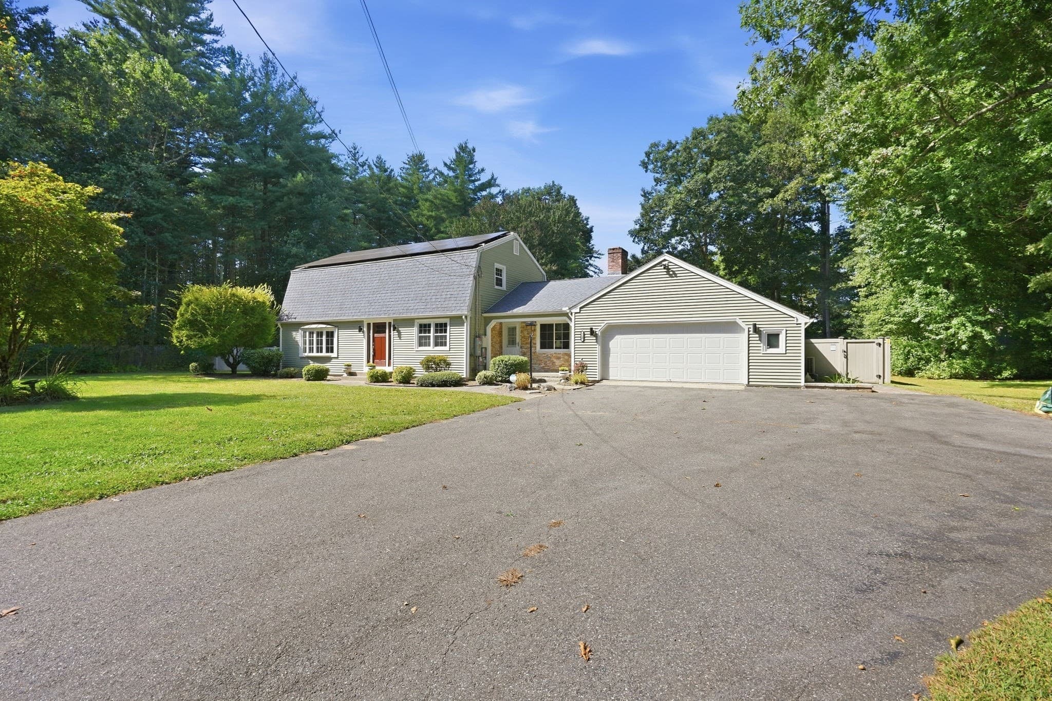 Single Family Residence at 1105 Stony Hill Rd, Wilbraham MA 01095, Wilbraham, photo 2 of 42