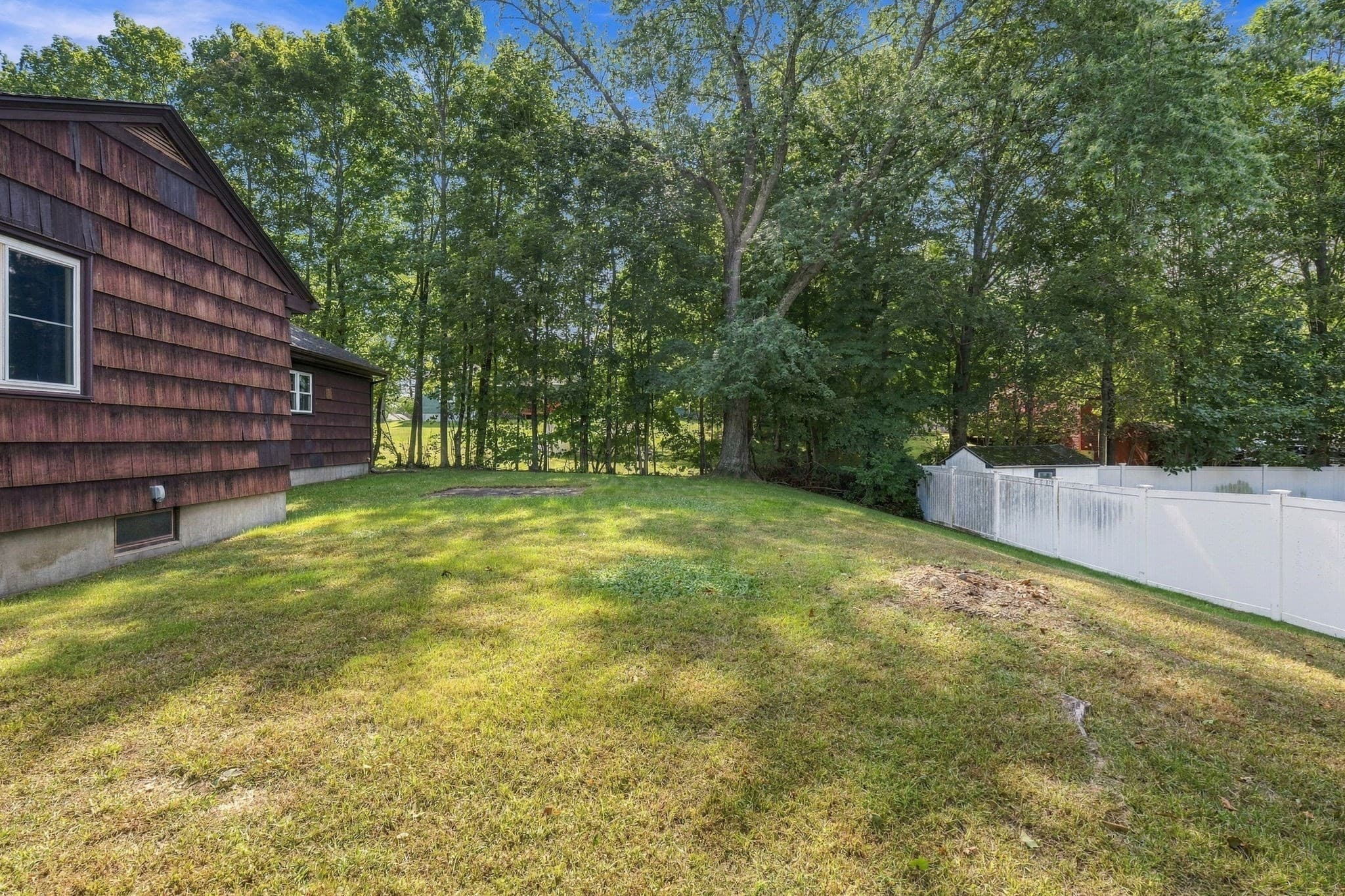 Single Family Residence at 140 S Main St, Bellingham MA 02019, Bellingham, photo 27 of 32