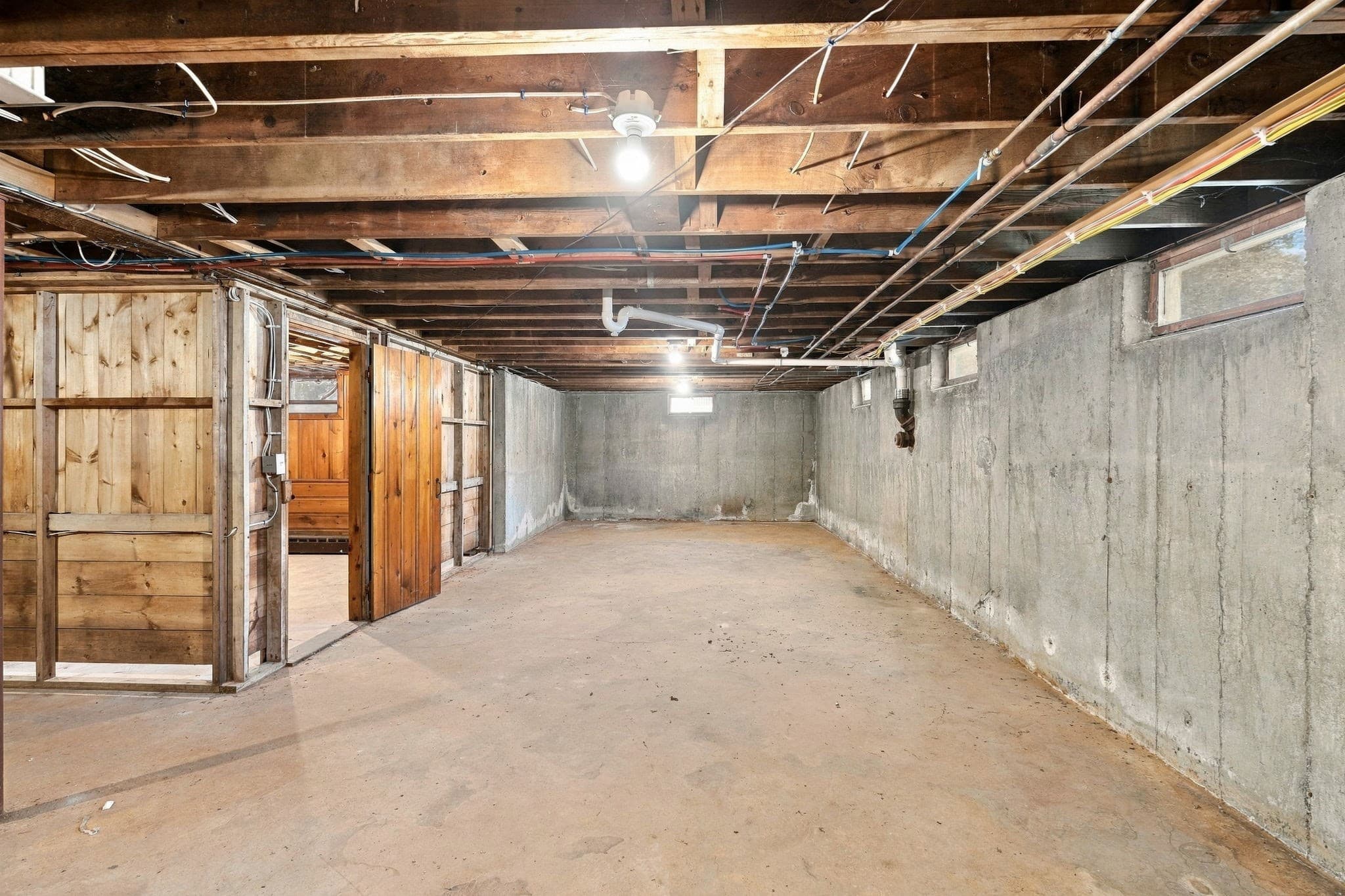 Single Family Residence at 140 S Main St, Bellingham MA 02019, Bellingham, photo 22 of 32