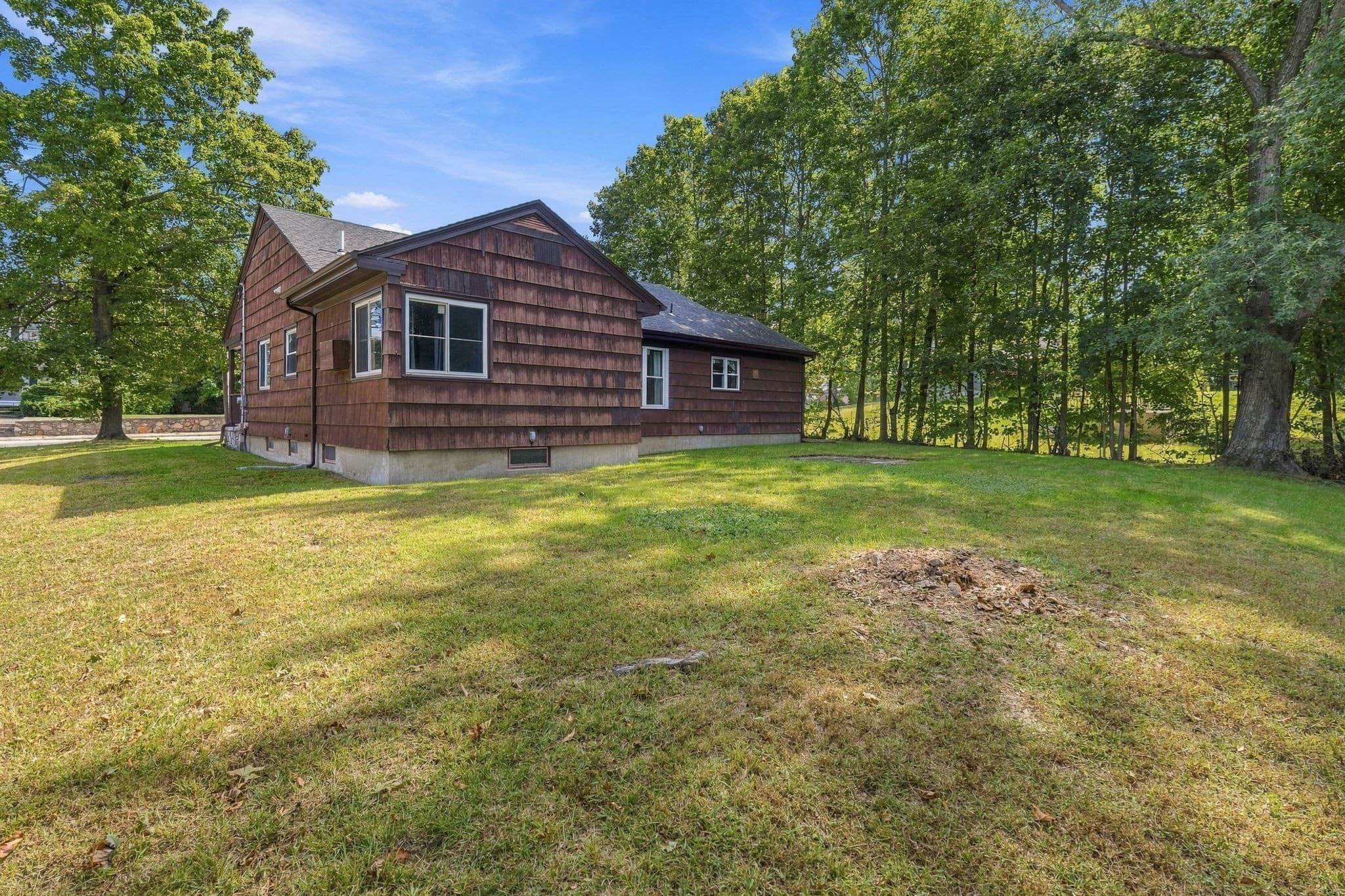 Single Family Residence at 140 S Main St, Bellingham MA 02019, Bellingham, photo 28 of 32