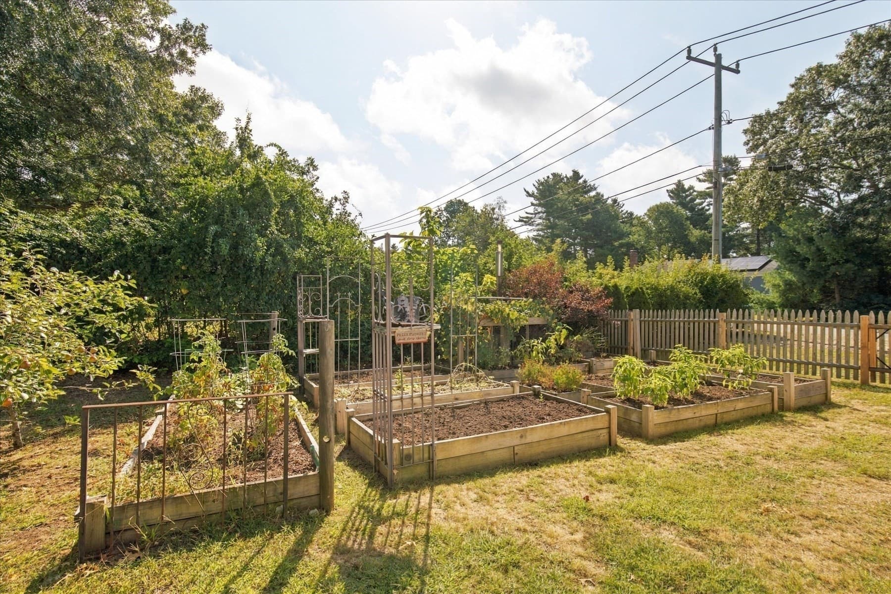 Single Family Residence at 15 Summer St, Wareham MA 02571, Wareham, photo 26 of 39