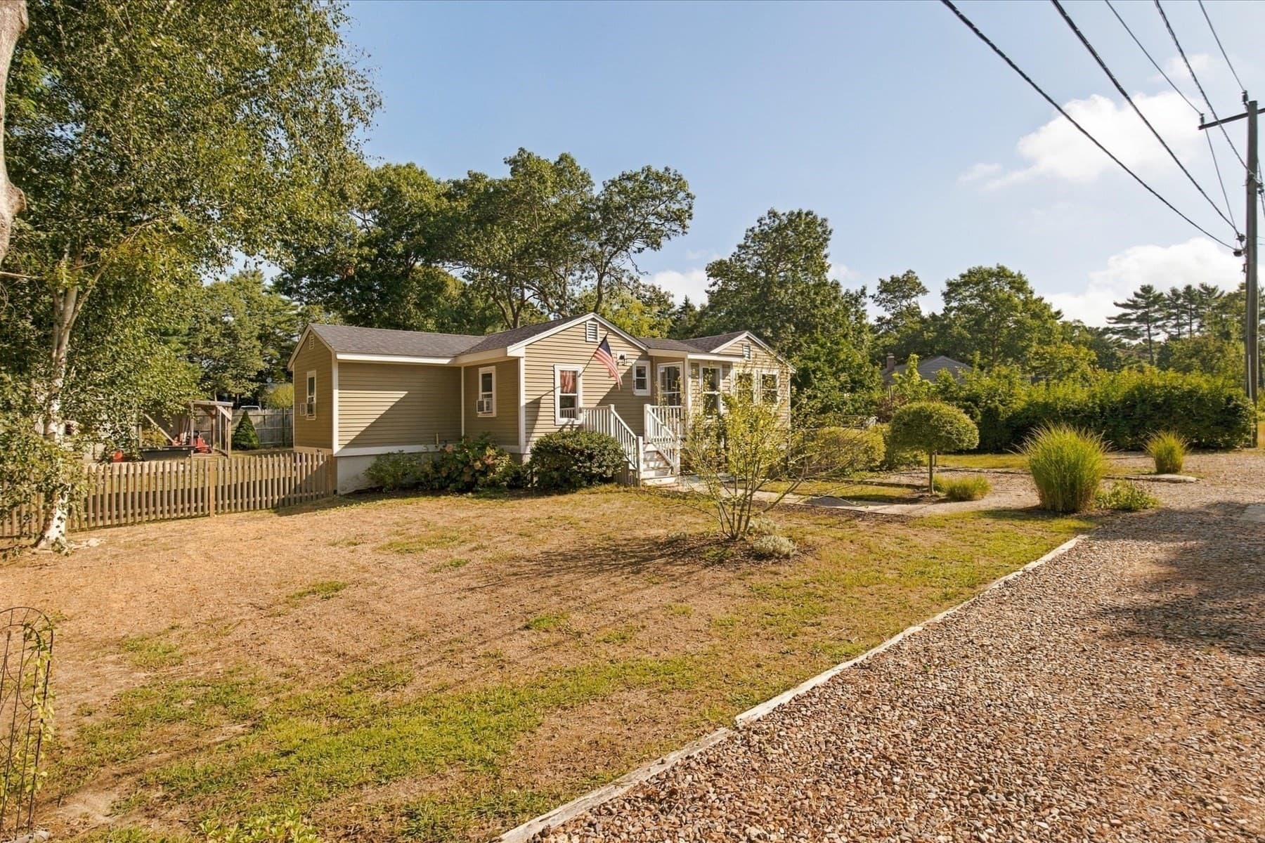 Single Family Residence at 15 Summer St, Wareham MA 02571, Wareham, photo 3 of 39