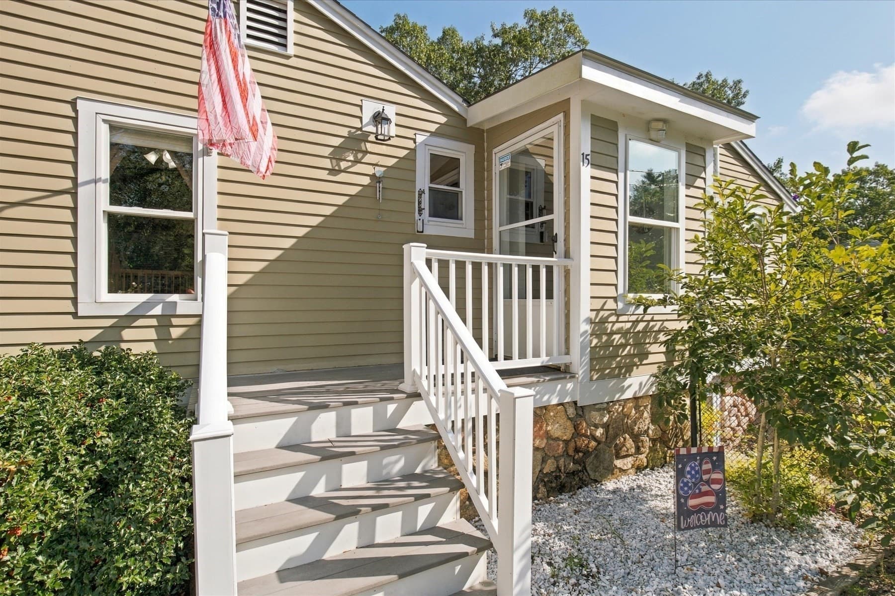Single Family Residence at 15 Summer St, Wareham MA 02571, Wareham, photo 4 of 39