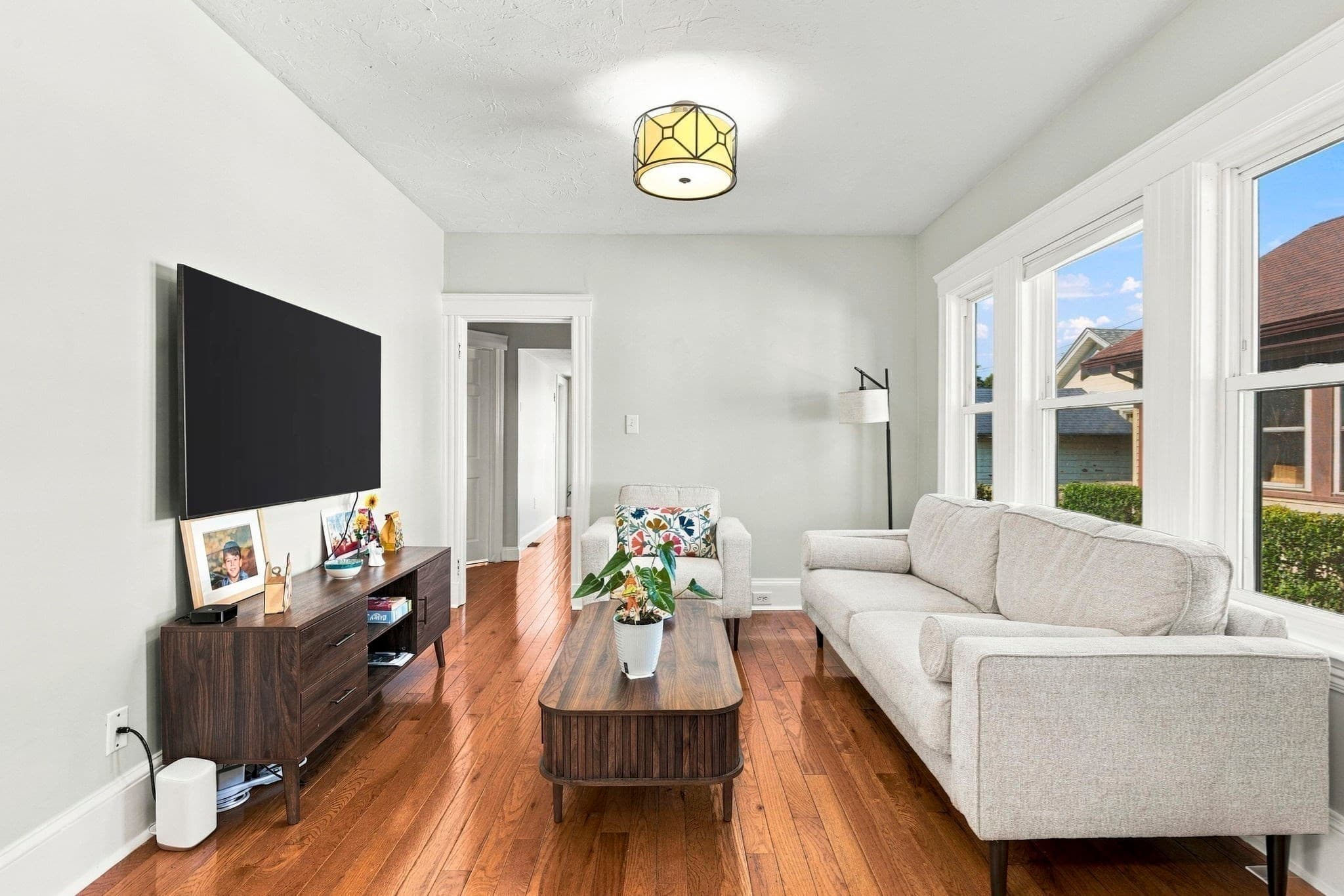 Single Family Residence at 34 Baxter Ave, Quincy MA 02169, Quincy, photo 6 of 16