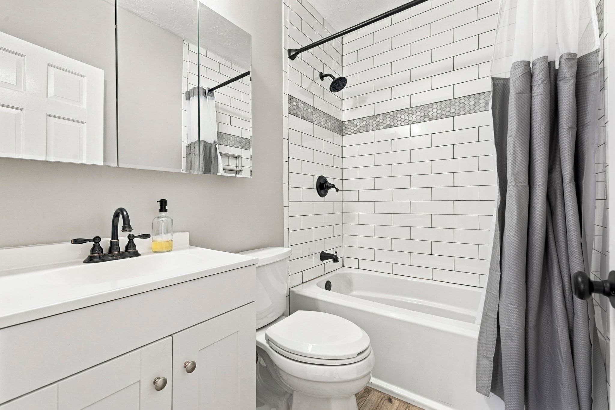 Single Family Residence at 34 Baxter Ave, Quincy MA 02169, Quincy, photo 8 of 16