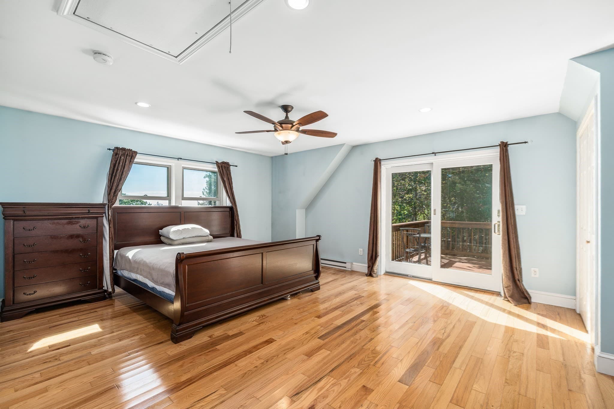 Single Family Residence at 2 Hunter Road, Gloucester MA 01930, Gloucester, photo 17 of 25