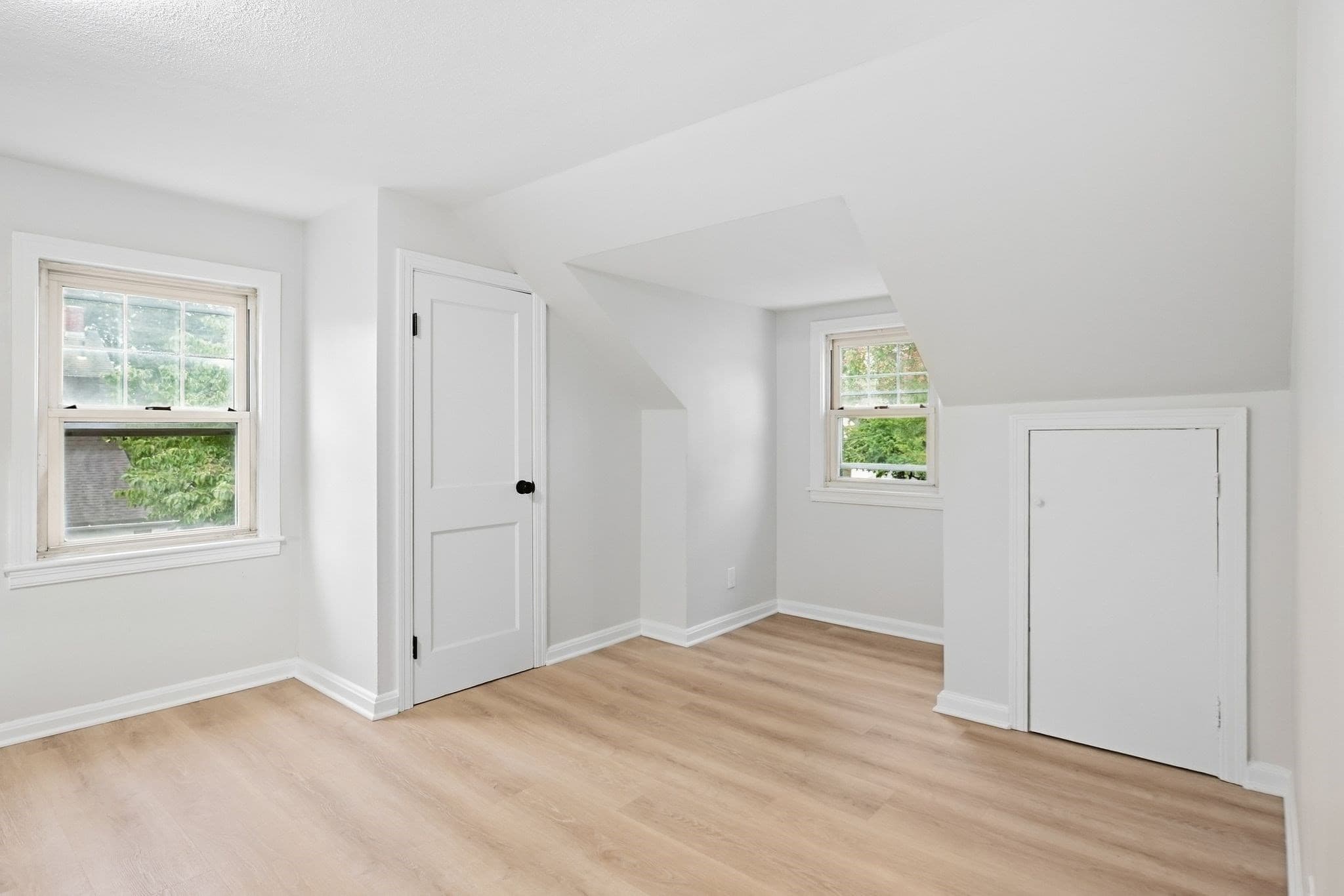 Single Family Residence at 48 Dana St, Springfield MA 01104, Springfield, photo 16 of 24