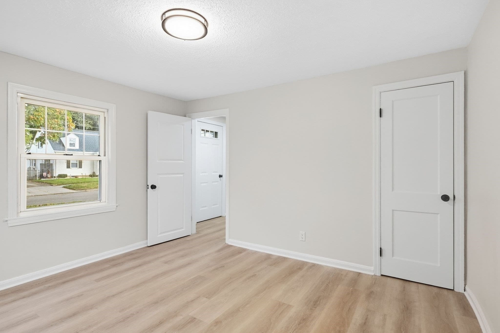 Single Family Residence at 48 Dana St, Springfield MA 01104, Springfield, photo 15 of 24
