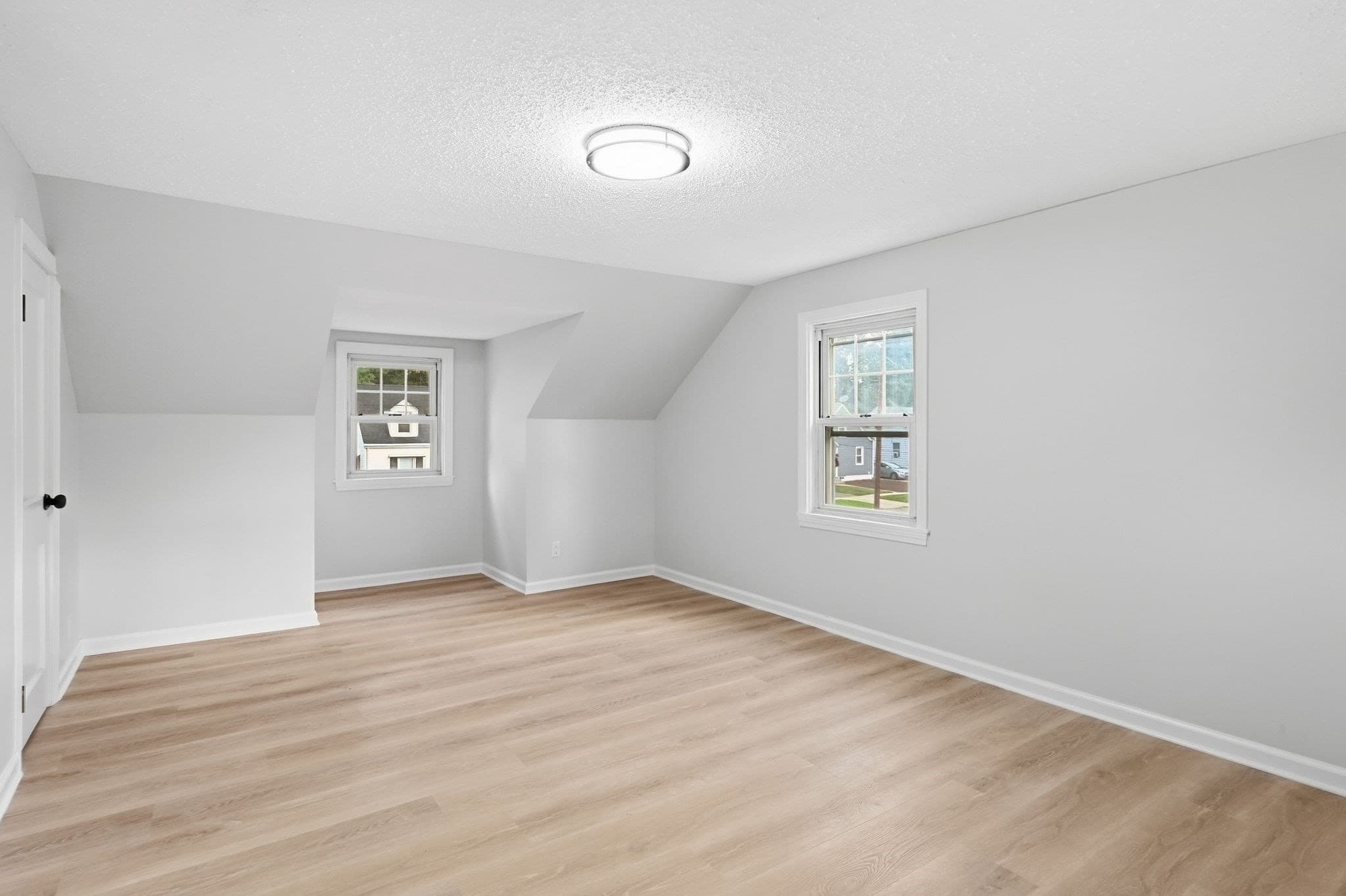 Single Family Residence at 48 Dana St, Springfield MA 01104, Springfield, photo 19 of 24