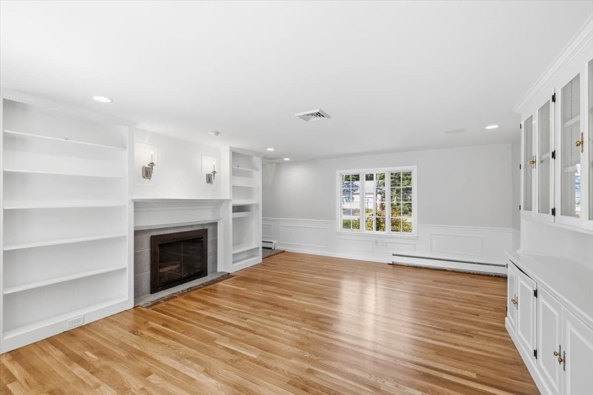 Single Family Residence at 11 Kit Carson Way, Yarmouth MA 02675, Yarmouth, photo 6 of 34