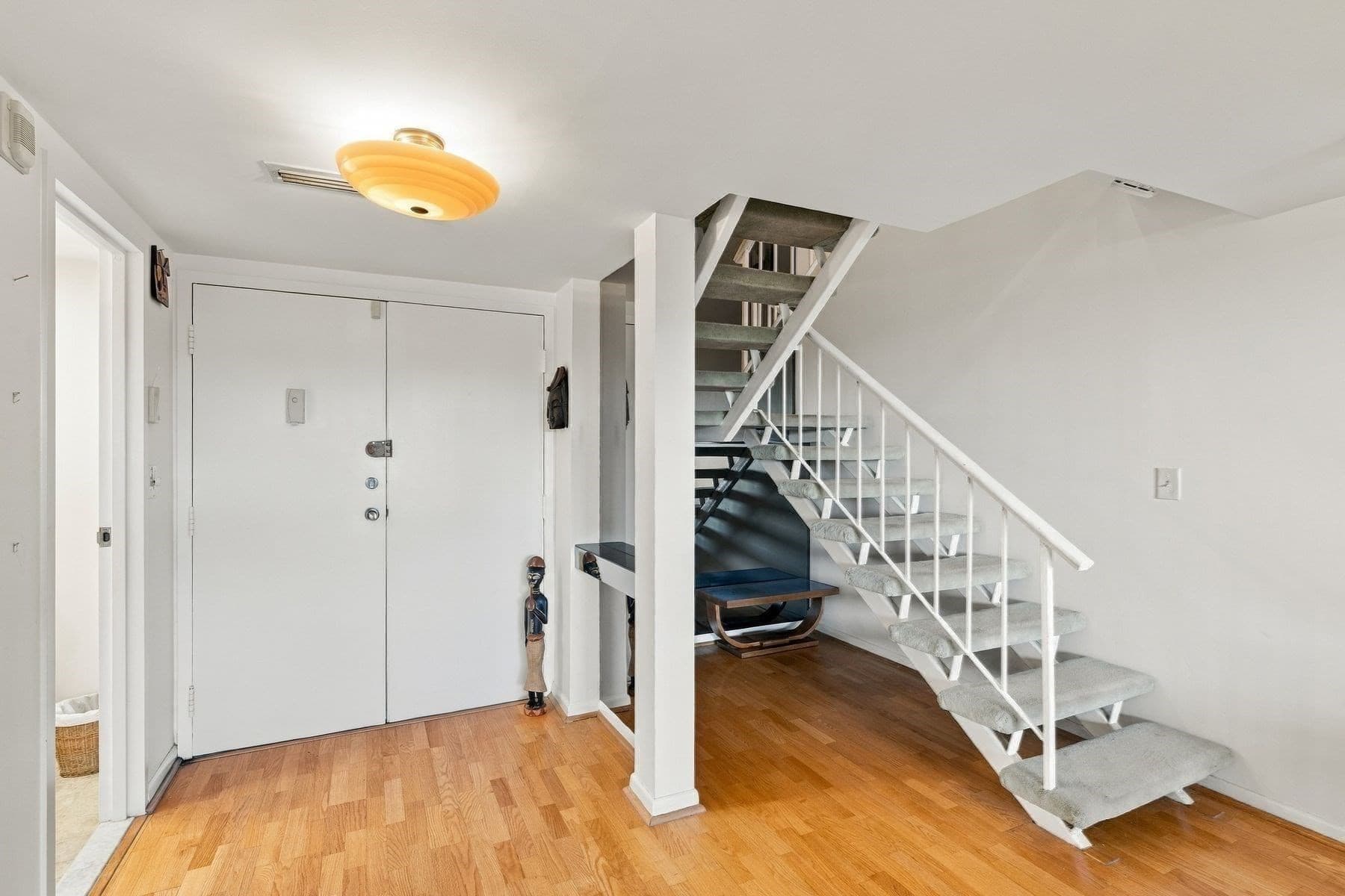 Condominium at 406 Paradise Road # 3H, Swampscott MA 01907, Swampscott, photo 6 of 42