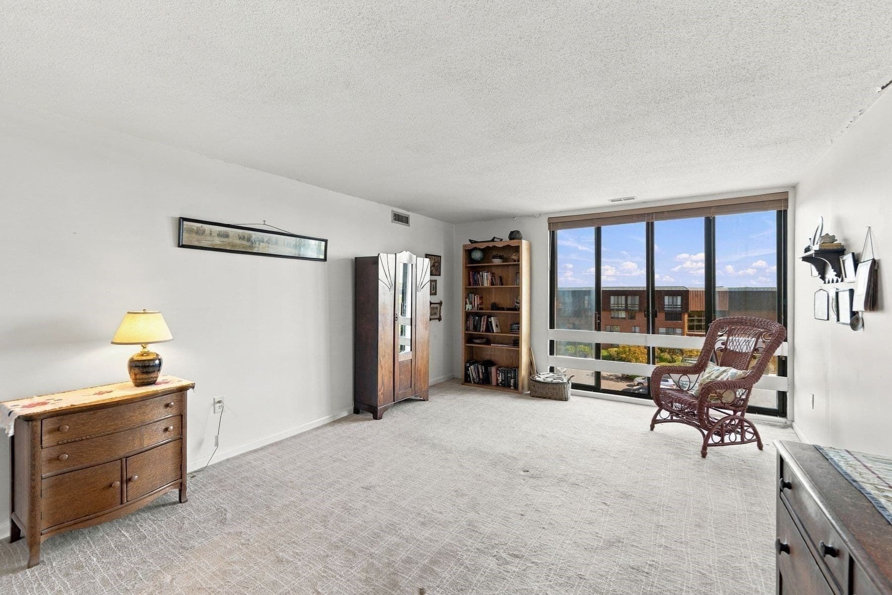 Condominium at 406 Paradise Road # 3H, Swampscott MA 01907, Swampscott, photo 22 of 42