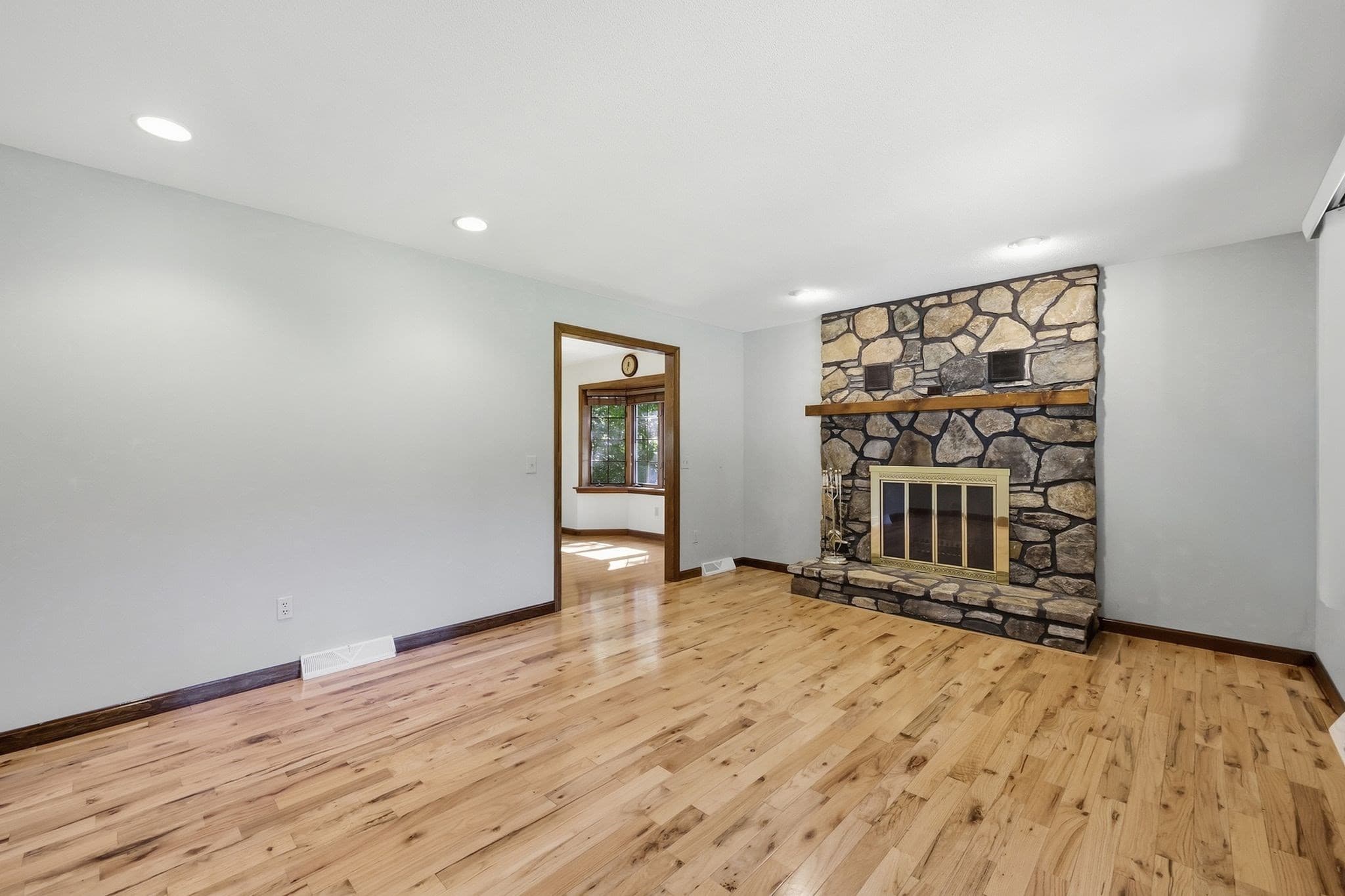 Single Family Residence at 227 Telegraph Ave, Chicopee MA 01020, Chicopee, photo 5 of 42