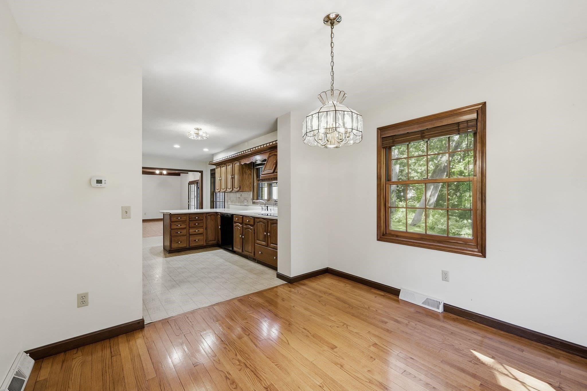 Single Family Residence at 227 Telegraph Ave, Chicopee MA 01020, Chicopee, photo 9 of 42