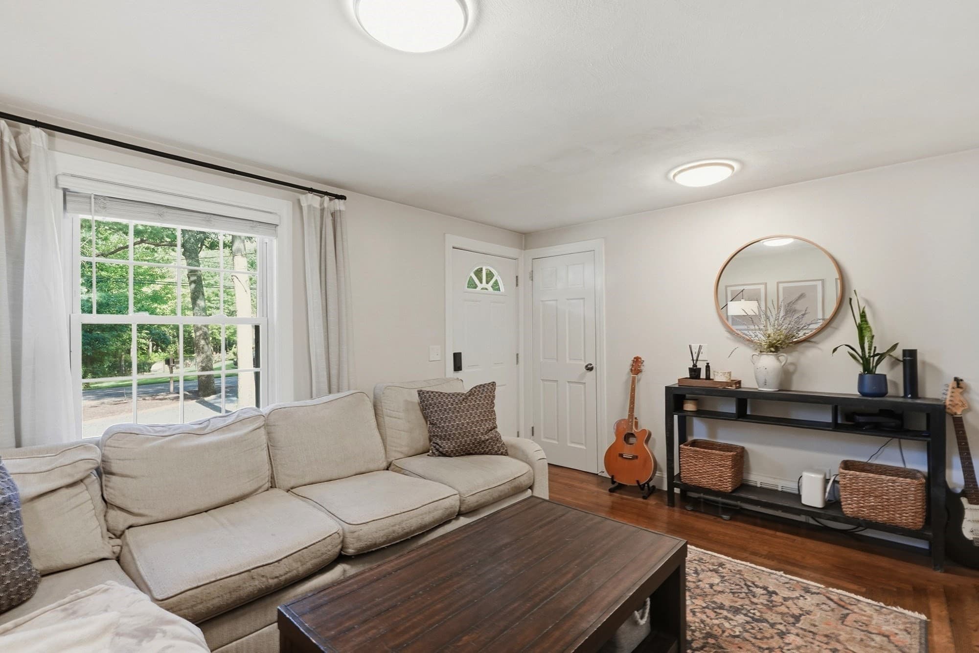 Single Family Residence at 547 Tremont St, Rehoboth MA 02769, Rehoboth, photo 5 of 42