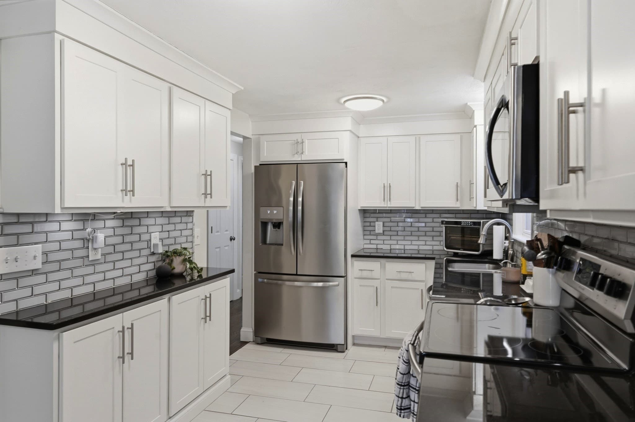 Single Family Residence at 547 Tremont St, Rehoboth MA 02769, Rehoboth, photo 10 of 42
