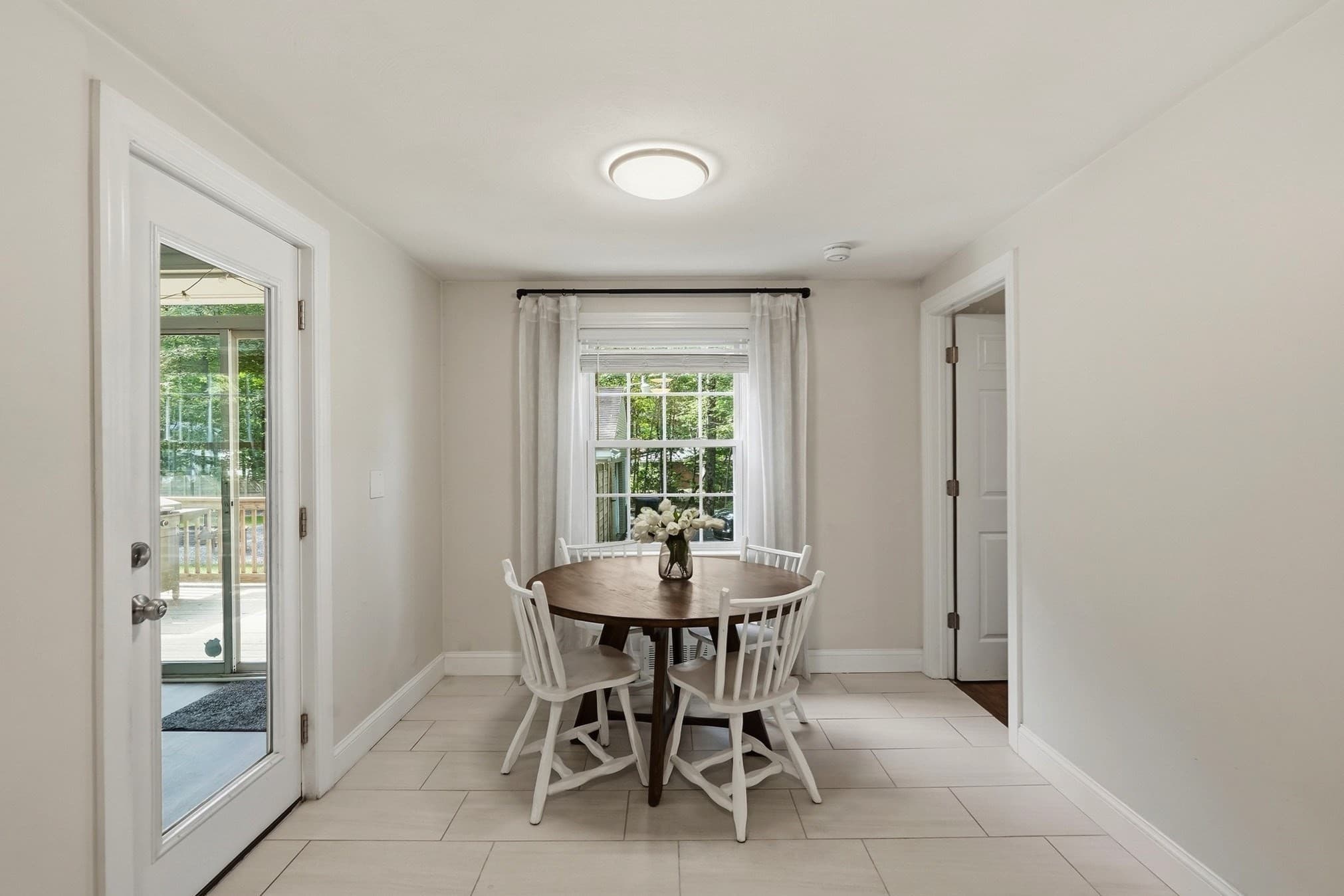 Single Family Residence at 547 Tremont St, Rehoboth MA 02769, Rehoboth, photo 14 of 42