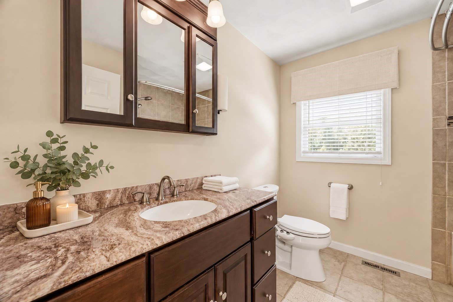 Condominium at 118 Granville Ave # 118, Malden MA 02148, Malden, photo 29 of 41