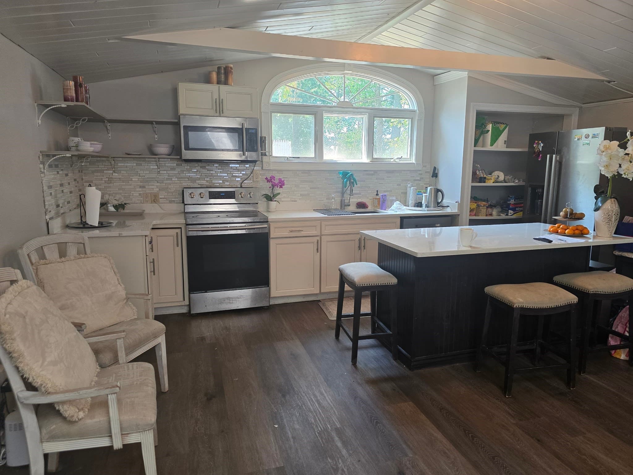 Single Family Residence at 5 Shore Rd, North Reading MA 01864, North Reading, photo 4 of 7