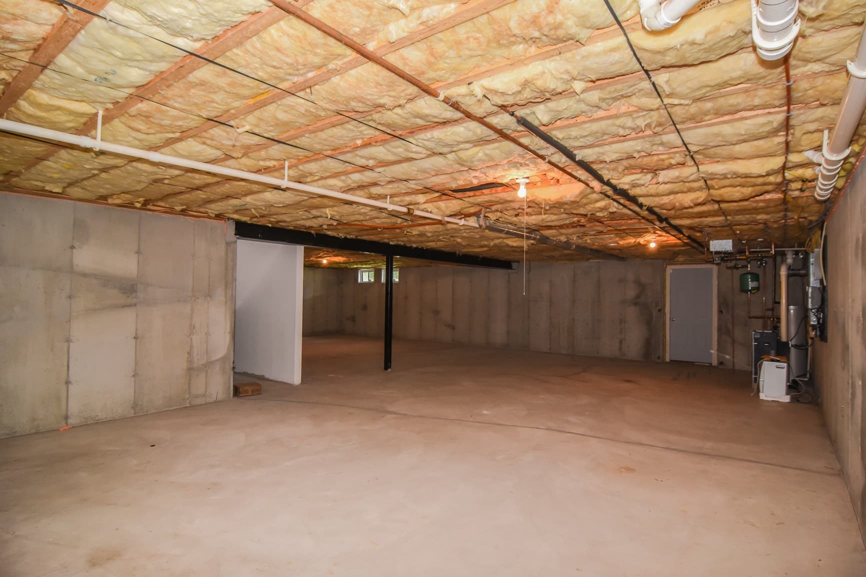 Condominium at 5 Village Ln # 5, Methuen MA 01844, Methuen, photo 37 of 38
