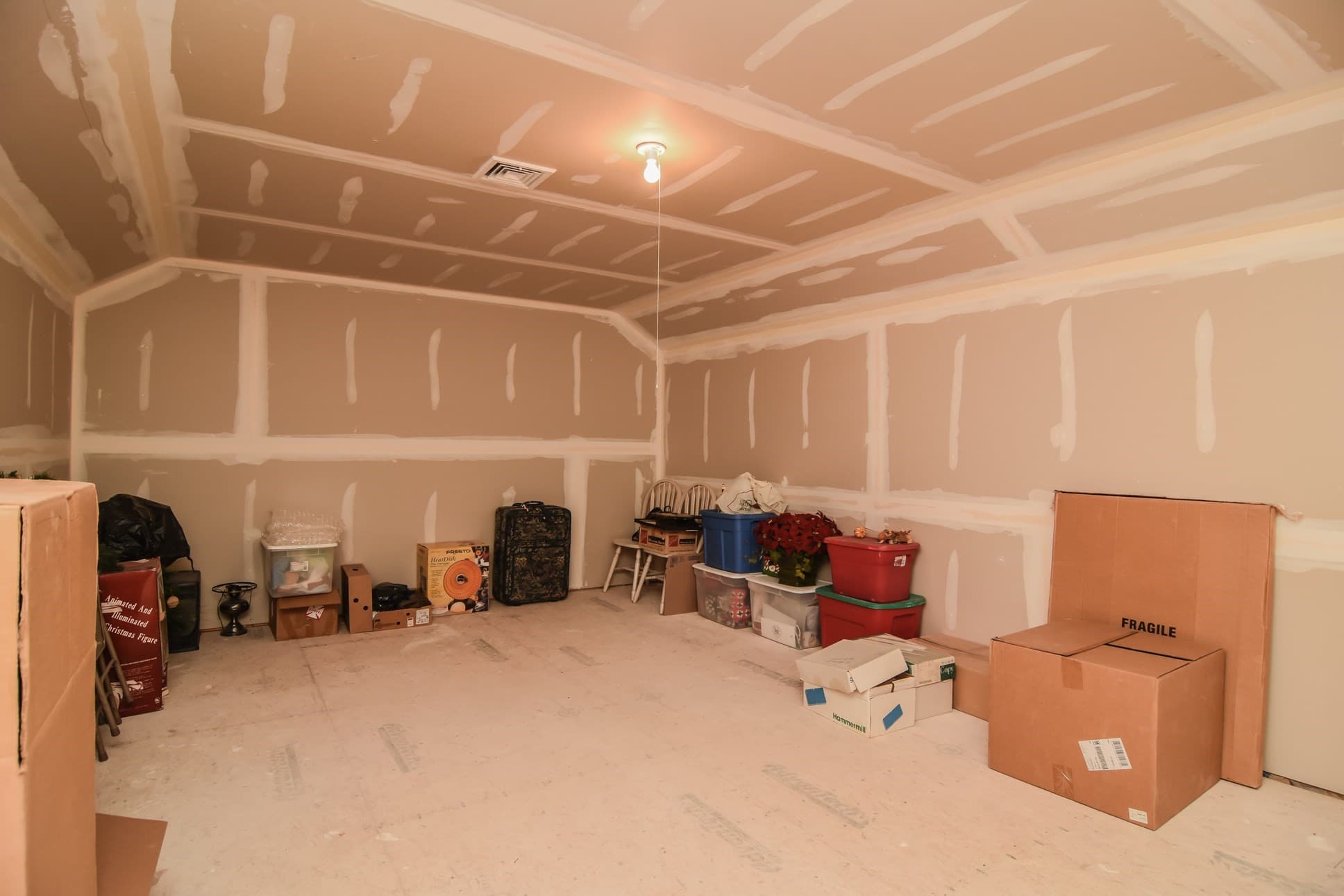 Condominium at 5 Village Ln # 5, Methuen MA 01844, Methuen, photo 35 of 38