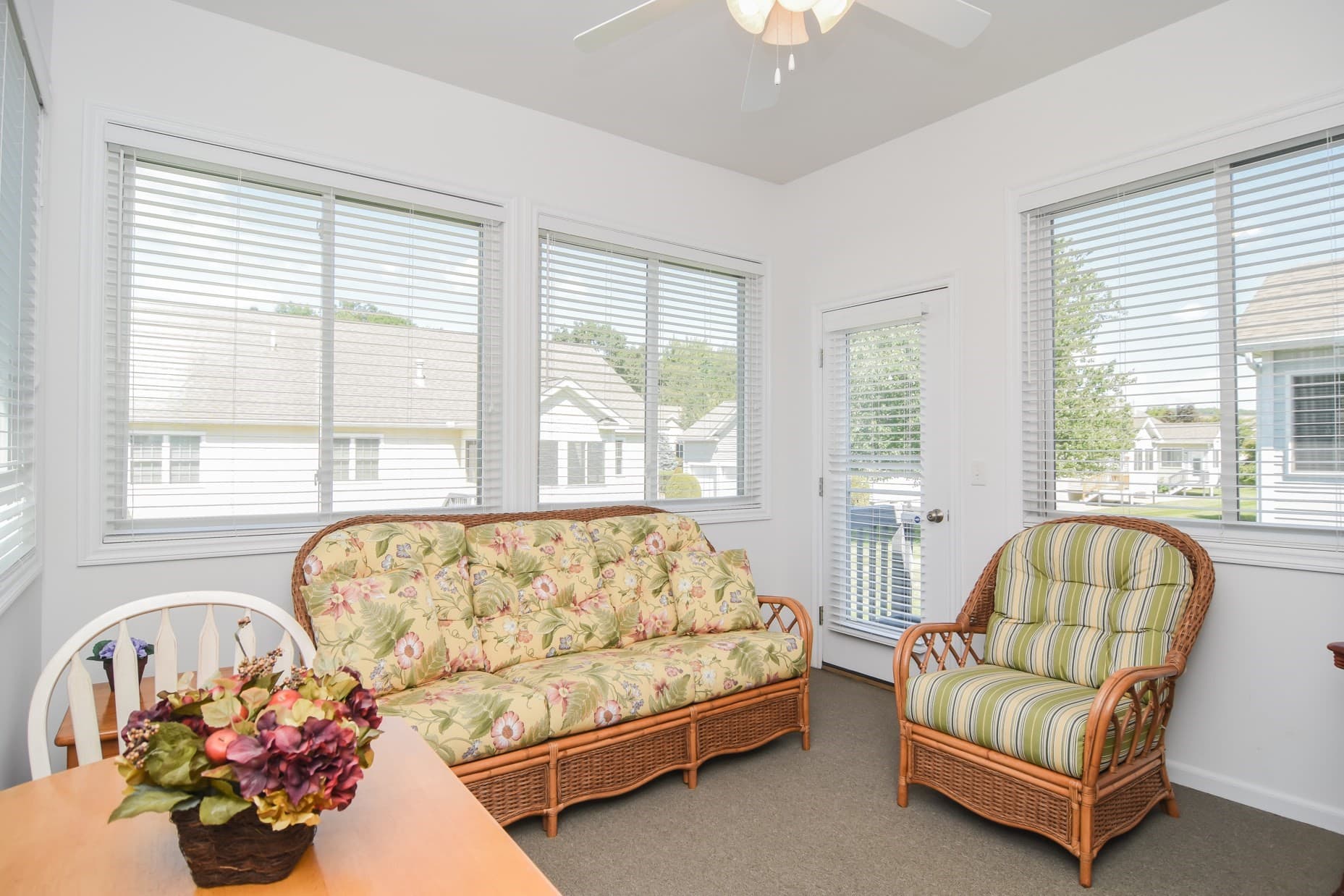 Condominium at 5 Village Ln # 5, Methuen MA 01844, Methuen, photo 21 of 38