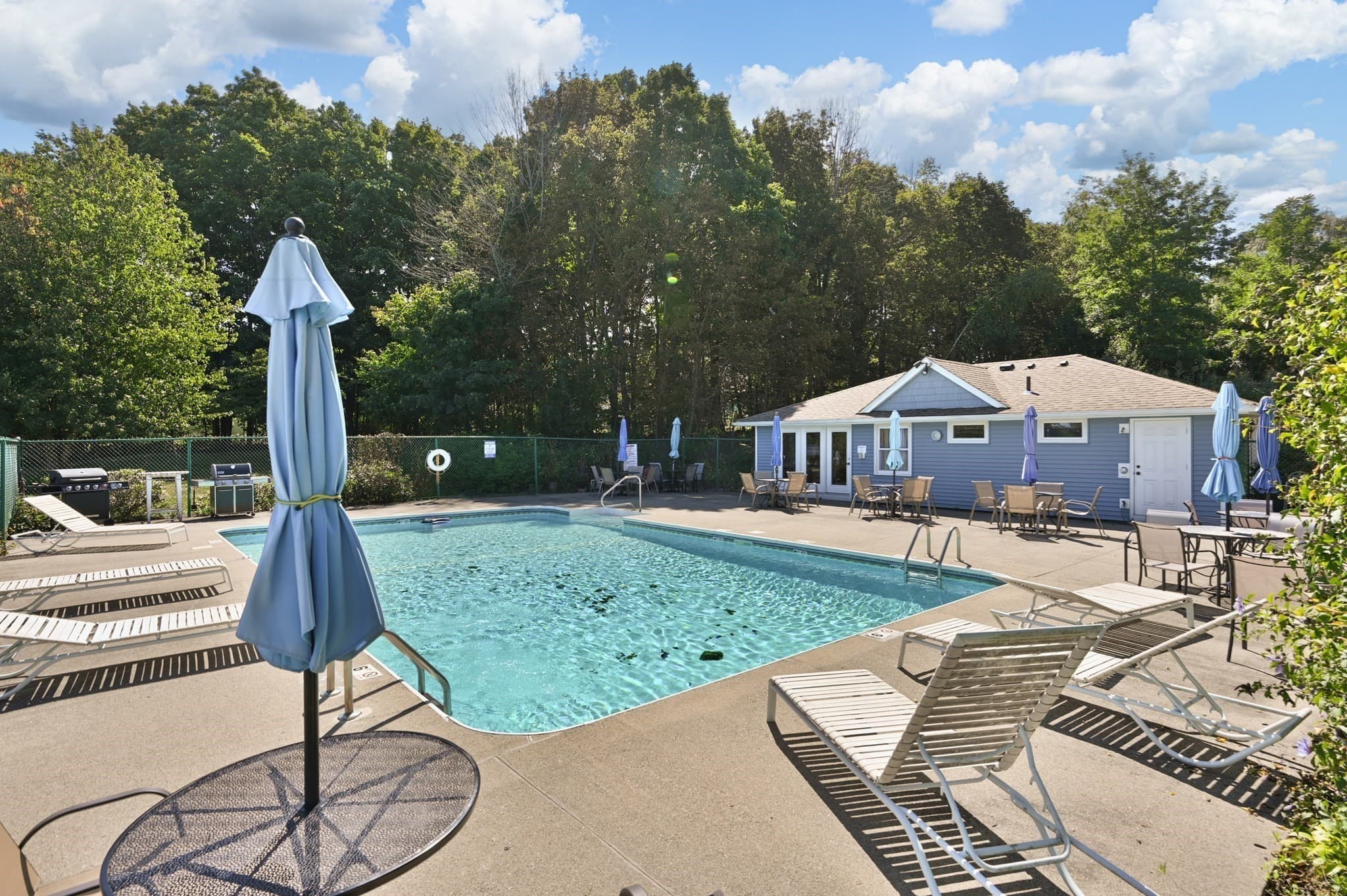 Condominium at 1 Brown Ave # 77, Amesbury MA 01913, Amesbury, photo 3 of 25