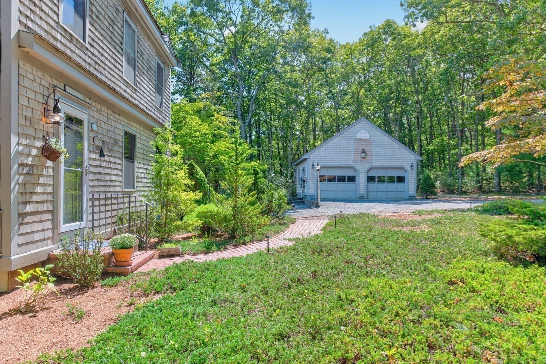 Single Family Residence at 110 Waquoit Rd East, Barnstable MA 02635, Barnstable, photo 6 of 35