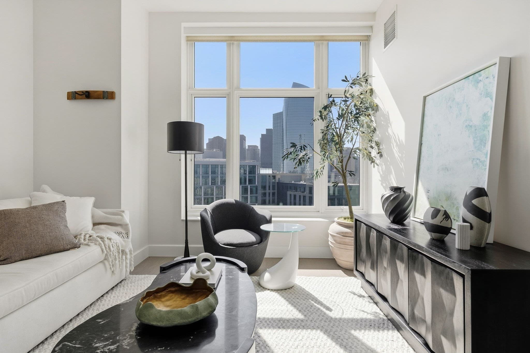 Condominium at 100 Lovejoy Wharf, Boston MA 02114, Boston, photo 3 of 19