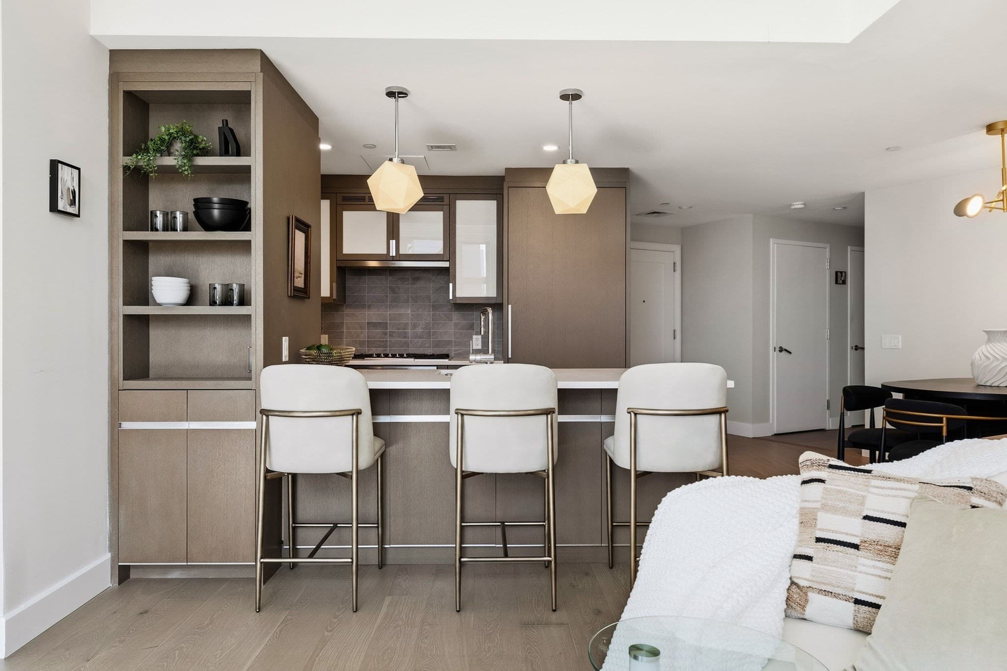 Condominium at 100 Lovejoy Wharf, Boston MA 02114, Boston, photo 9 of 19