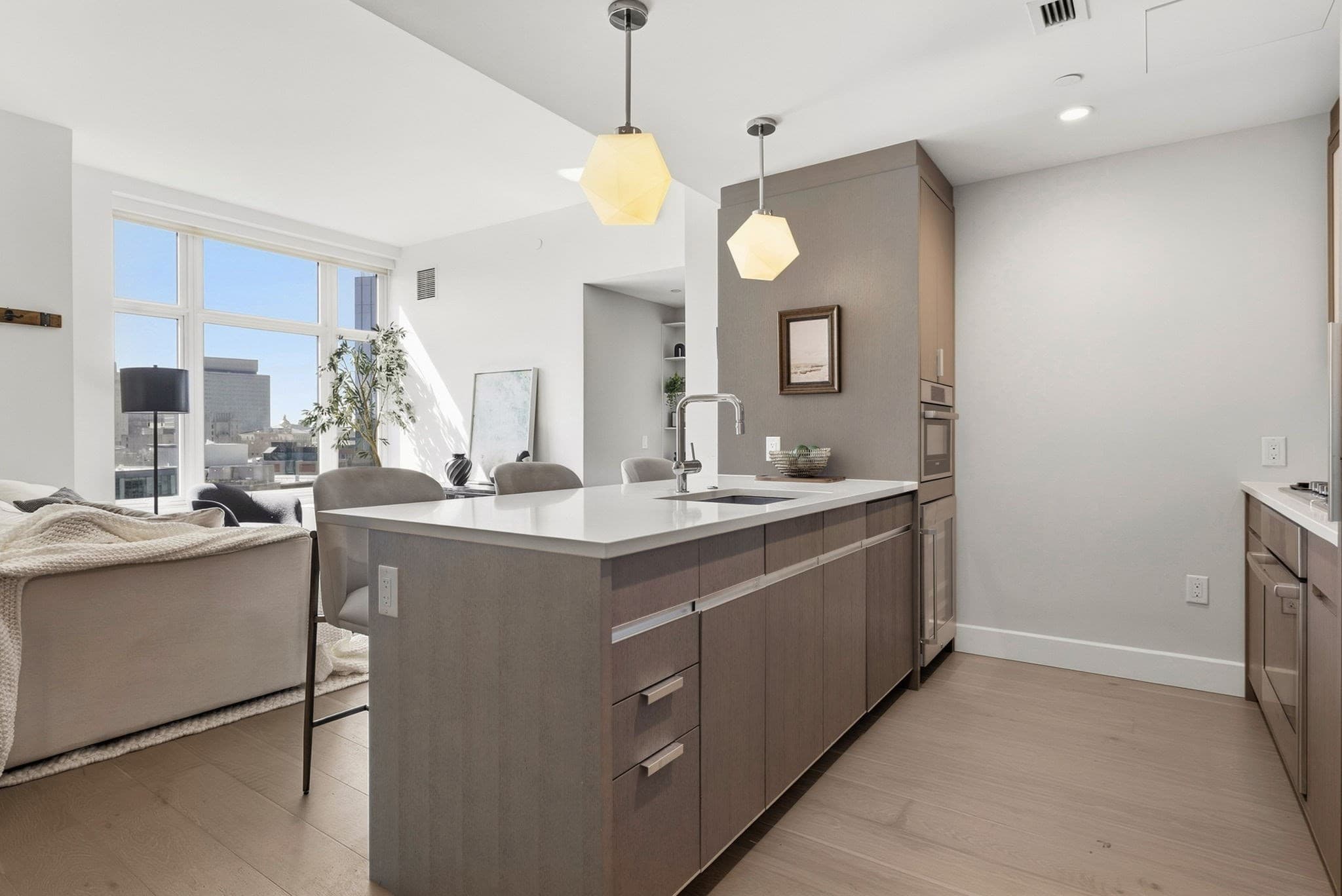 Condominium at 100 Lovejoy Wharf, Boston MA 02114, Boston, photo 10 of 19